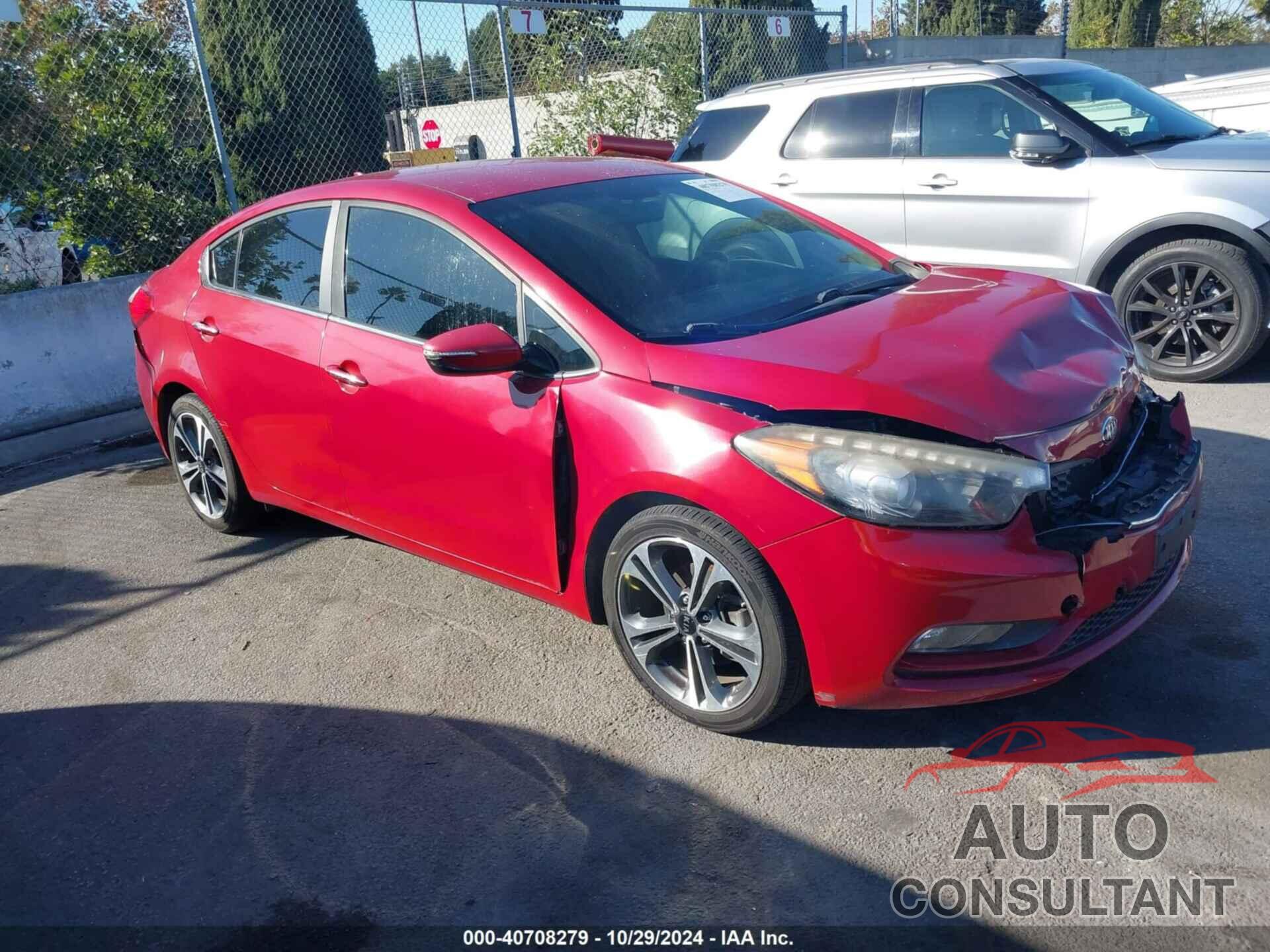 KIA FORTE 2016 - KNAFX4A8XG5528320