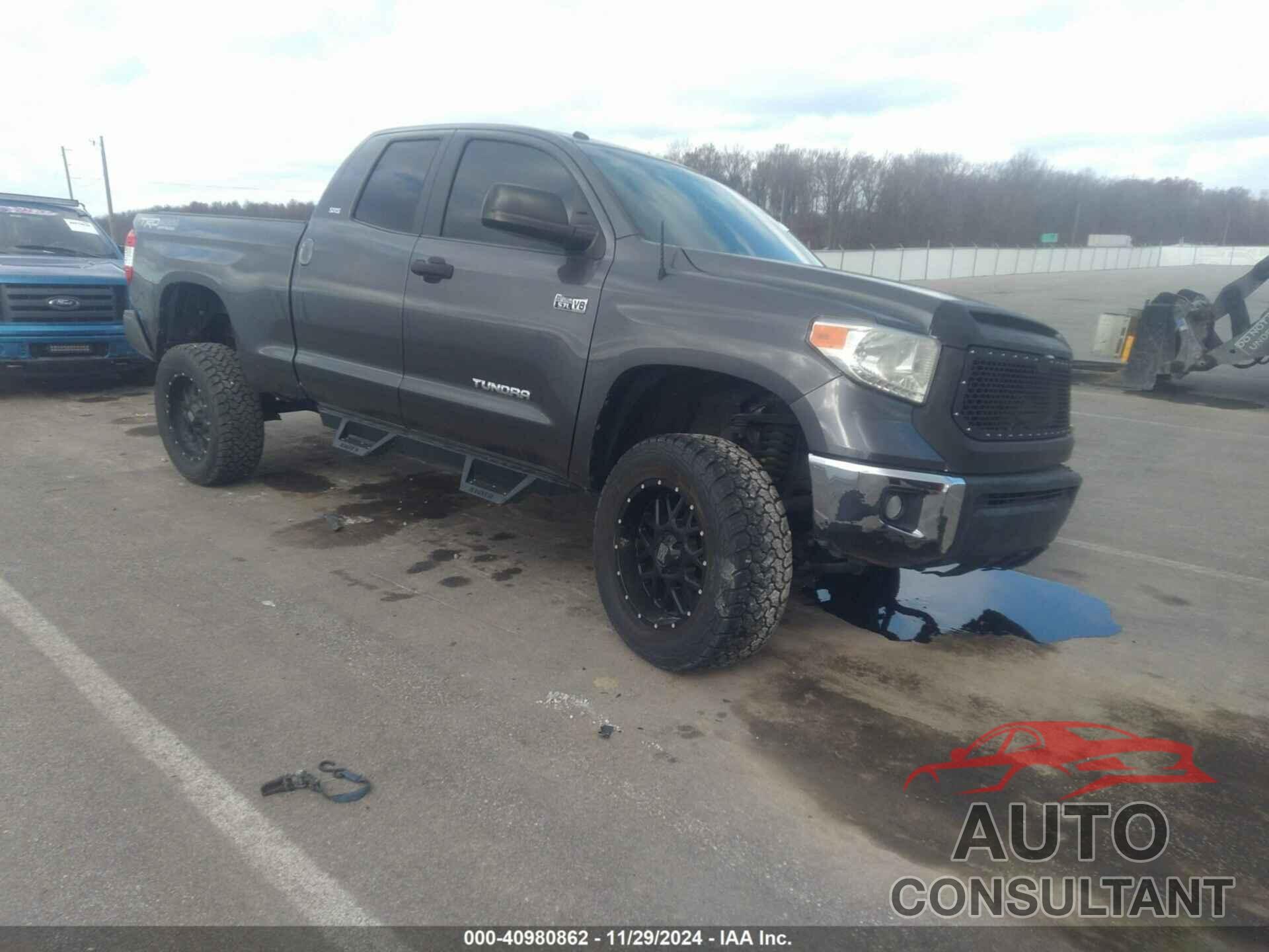 TOYOTA TUNDRA 2017 - 5TFUW5F16HX611540