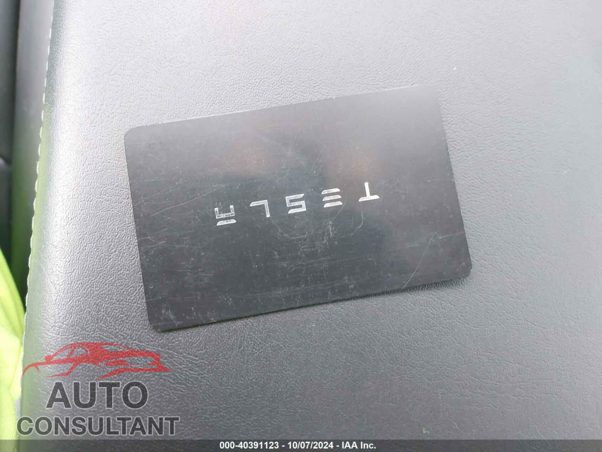 TESLA MODEL 3 2023 - 5YJ3E1EA7PF410330