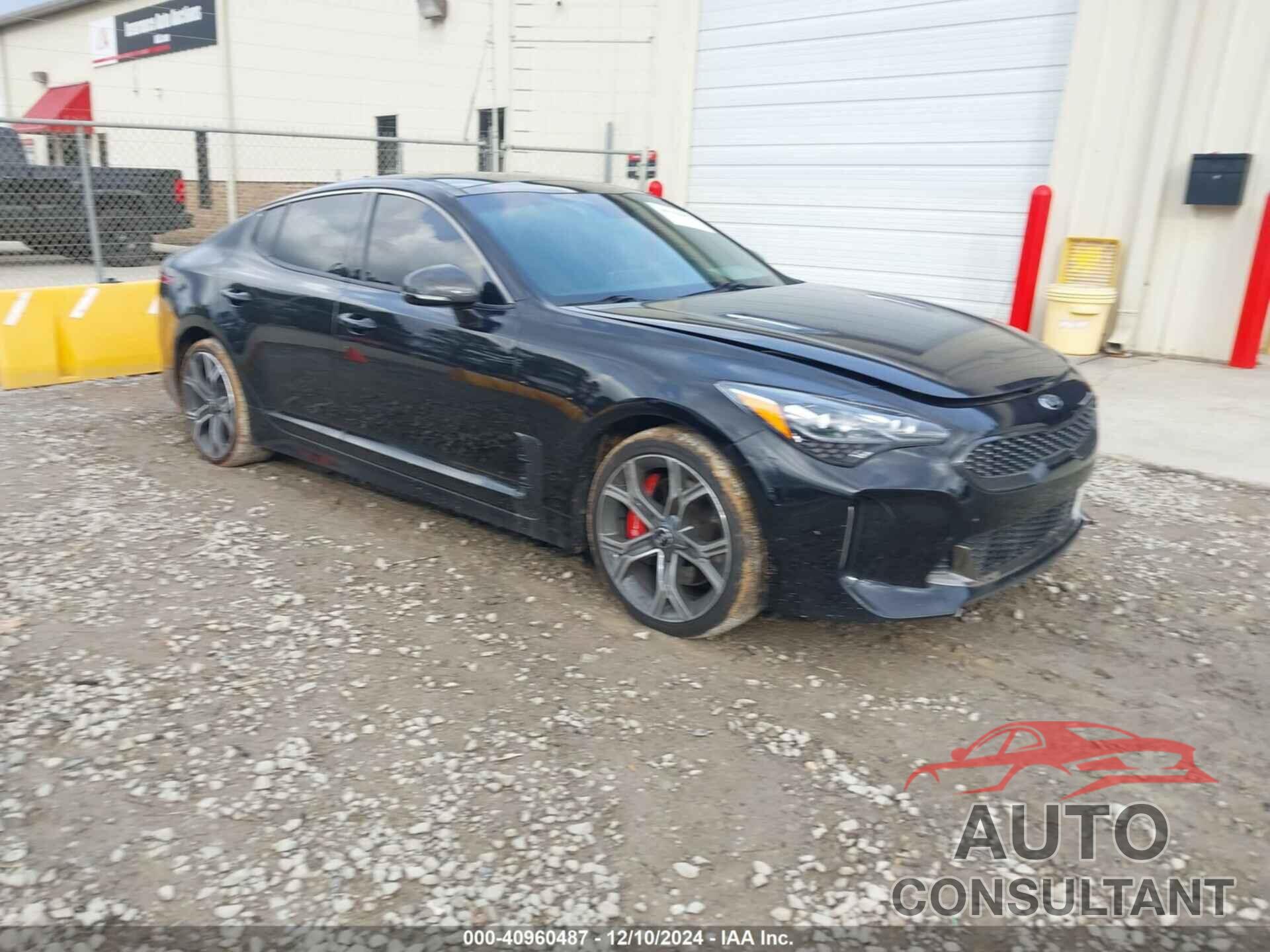 KIA STINGER 2019 - KNAE35LC7K6070754