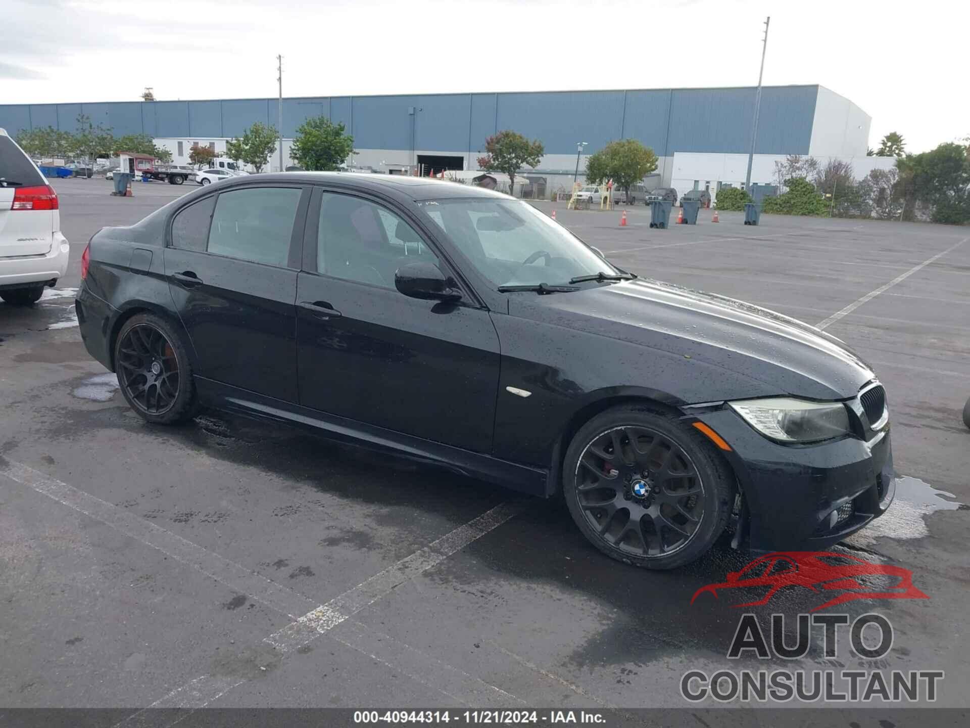 BMW 328I 2009 - WBAPH53539A438110