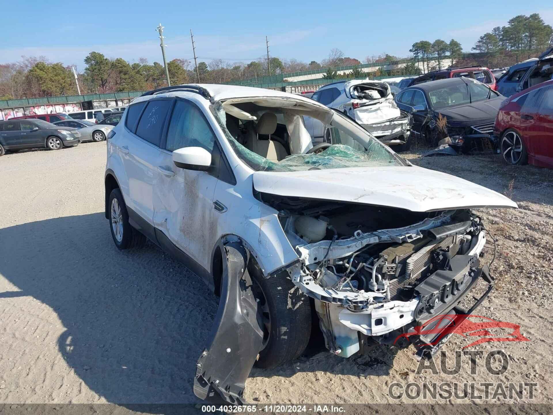 FORD ESCAPE 2018 - 1FMCU9GD7JUB93221