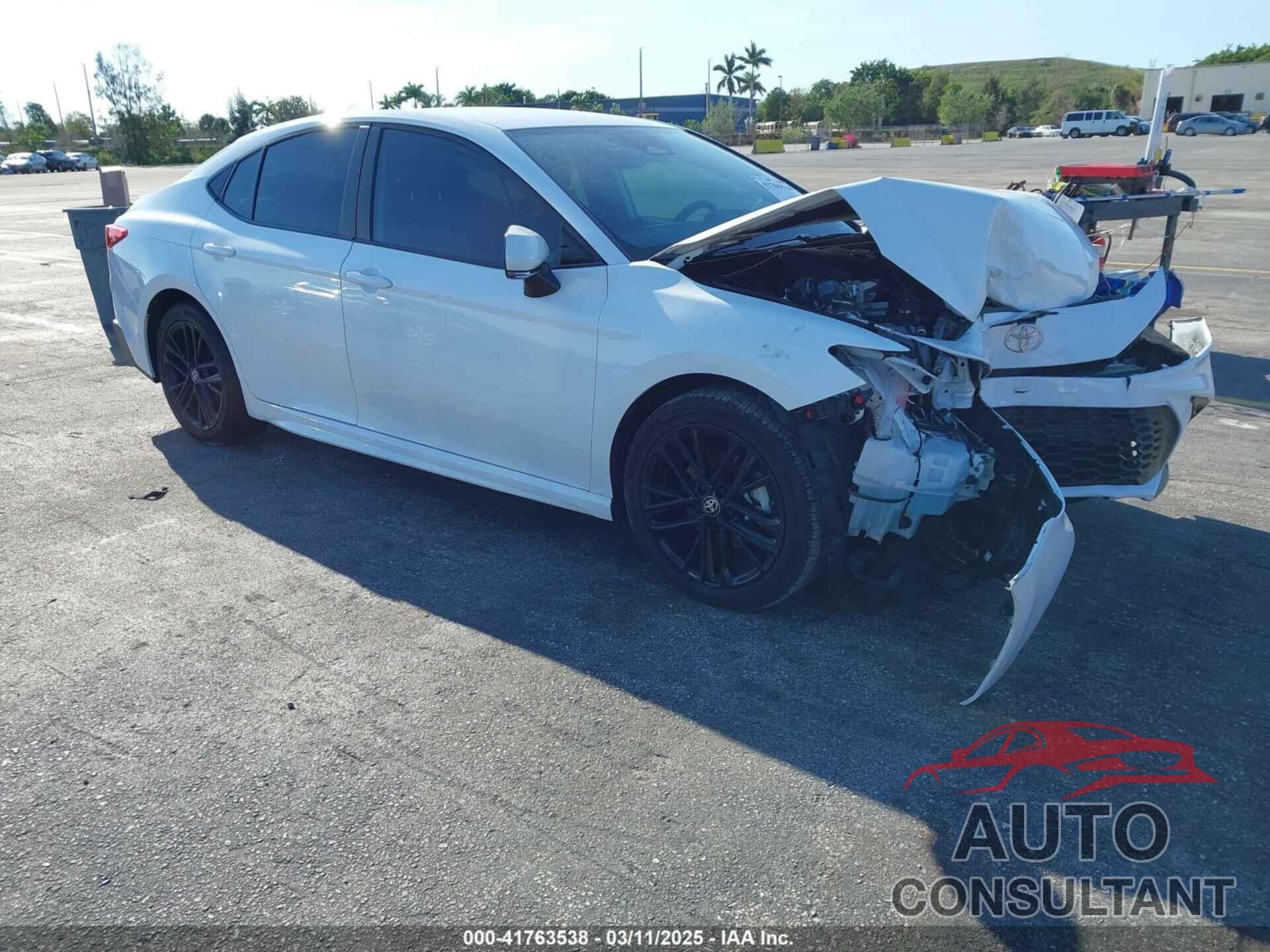 TOYOTA CAMRY 2025 - 4T1DAACK9SU517144