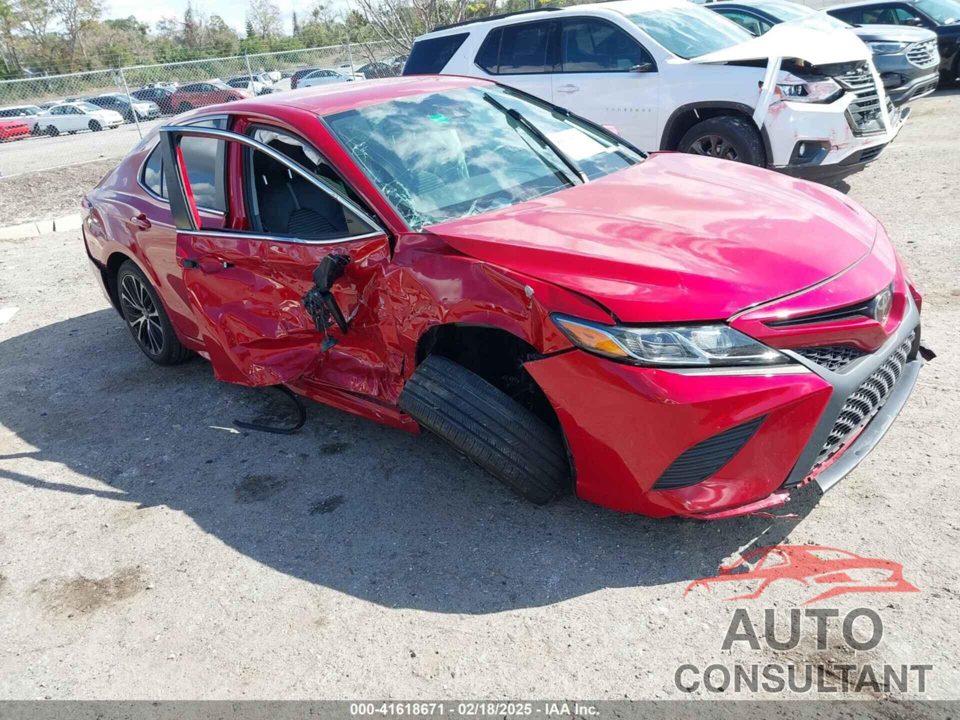 TOYOTA CAMRY 2020 - 4T1G11AK3LU316020