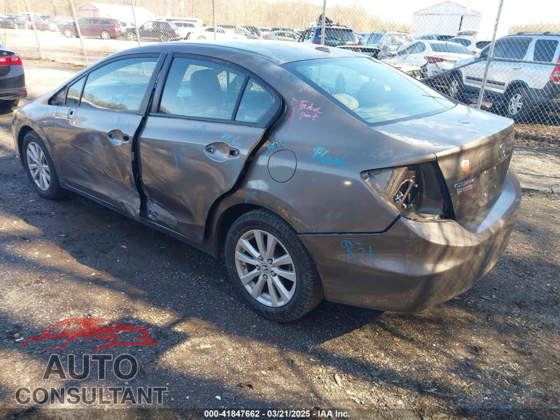 HONDA CIVIC 2012 - 2HGFB2F83CH537184