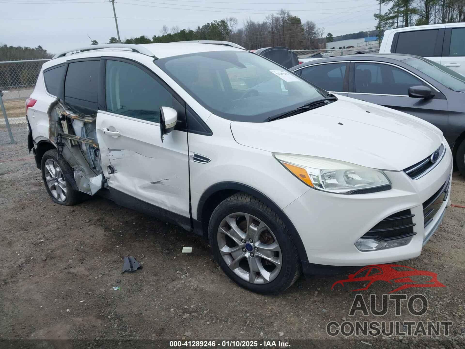 FORD ESCAPE 2014 - 1FMCU9J99EUC64140