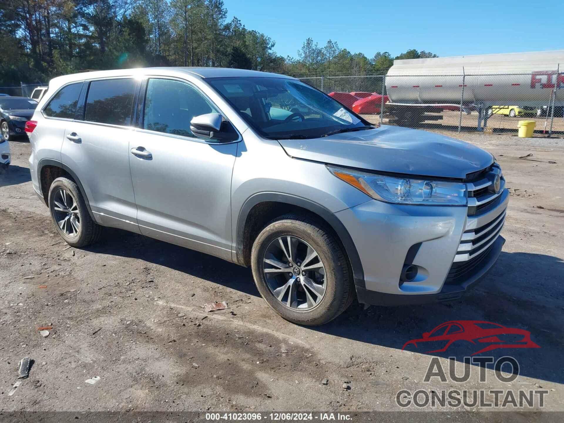 TOYOTA HIGHLANDER 2018 - 5TDZZRFH9JS265089