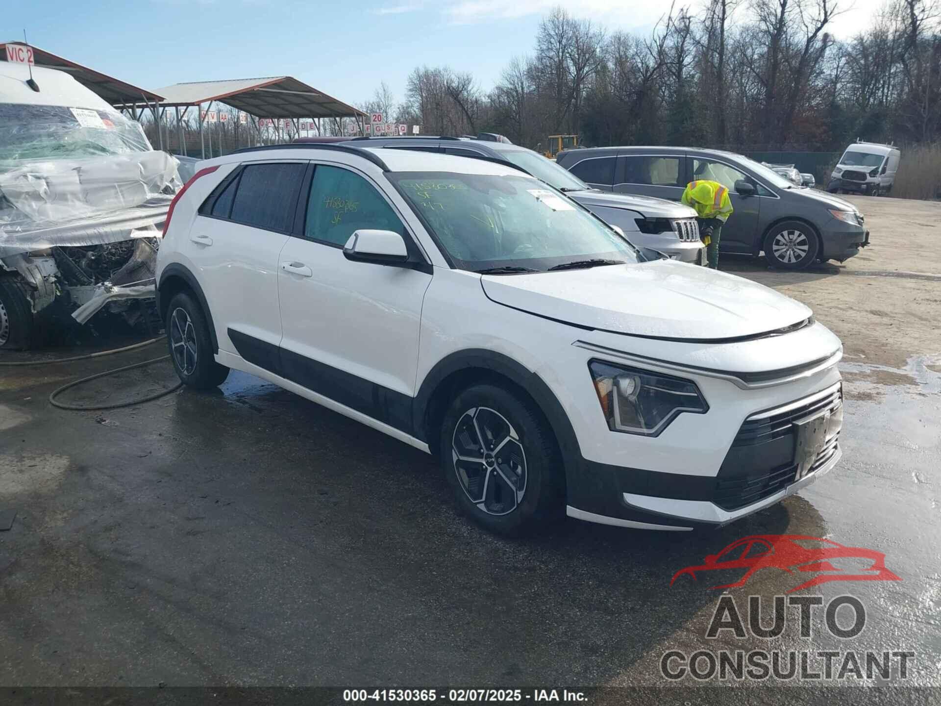KIA NIRO 2024 - KNDCR3LE6R5186753