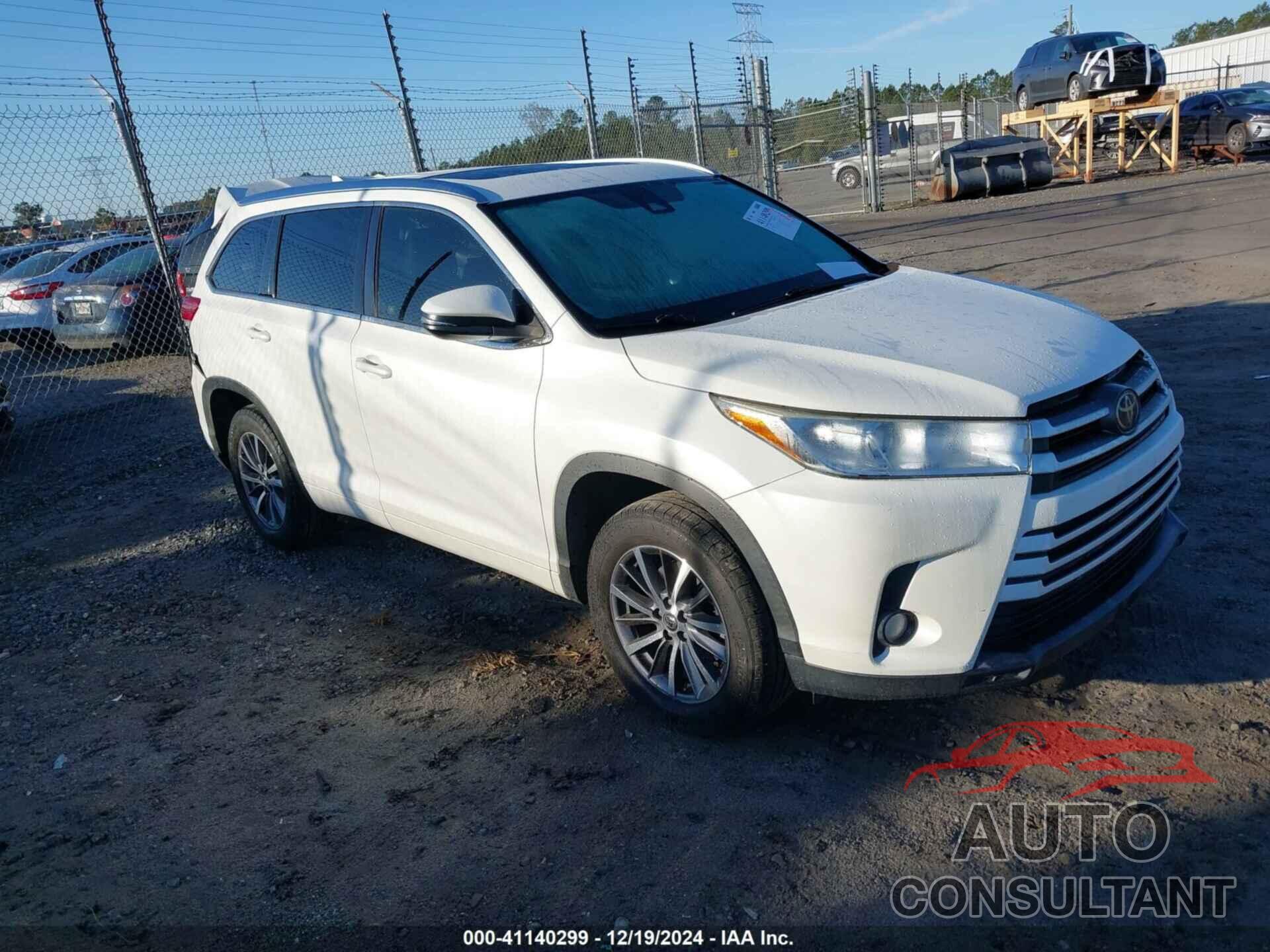 TOYOTA HIGHLANDER 2018 - 5TDKZRFH2JS527052