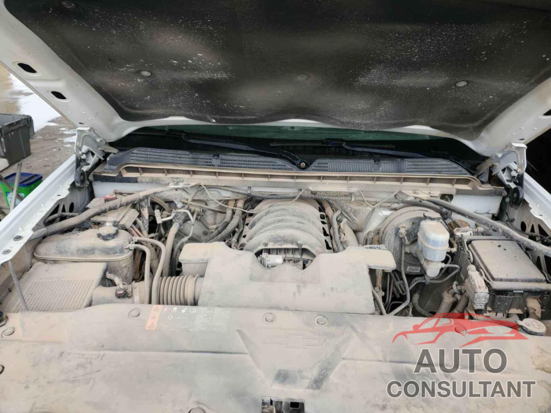 CHEVROLET SILVERADO 2018 - 3GCUKREC5JG400474
