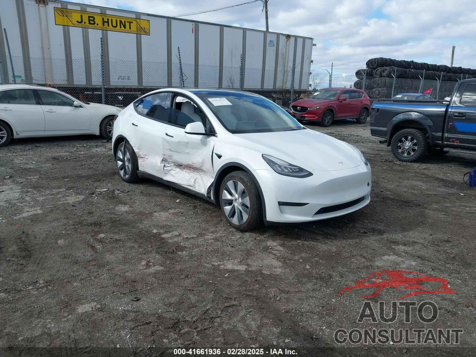 TESLA MODEL Y 2021 - 5YJYGDEEXMF283914