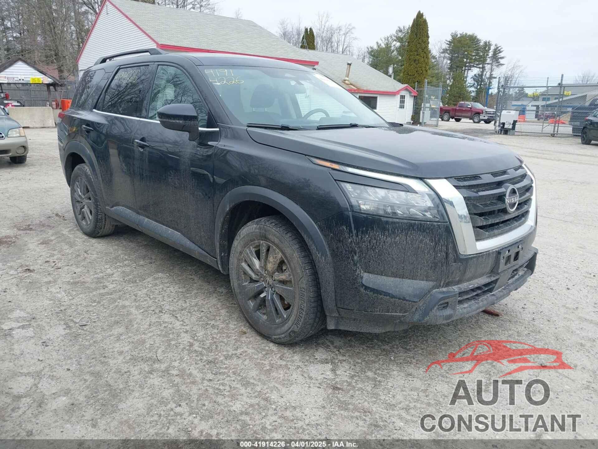 NISSAN PATHFINDER 2023 - 5N1DR3BC1PC245412