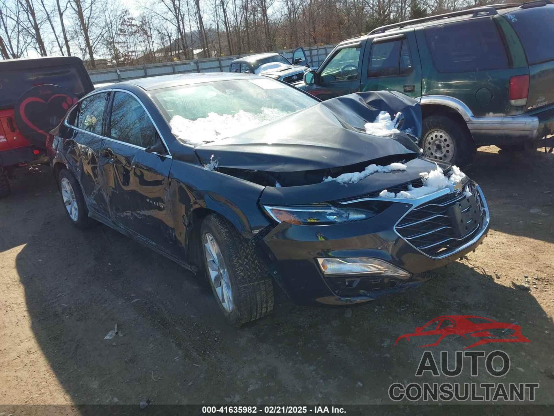 CHEVROLET MALIBU 2023 - 1G1ZD5ST4PF240572