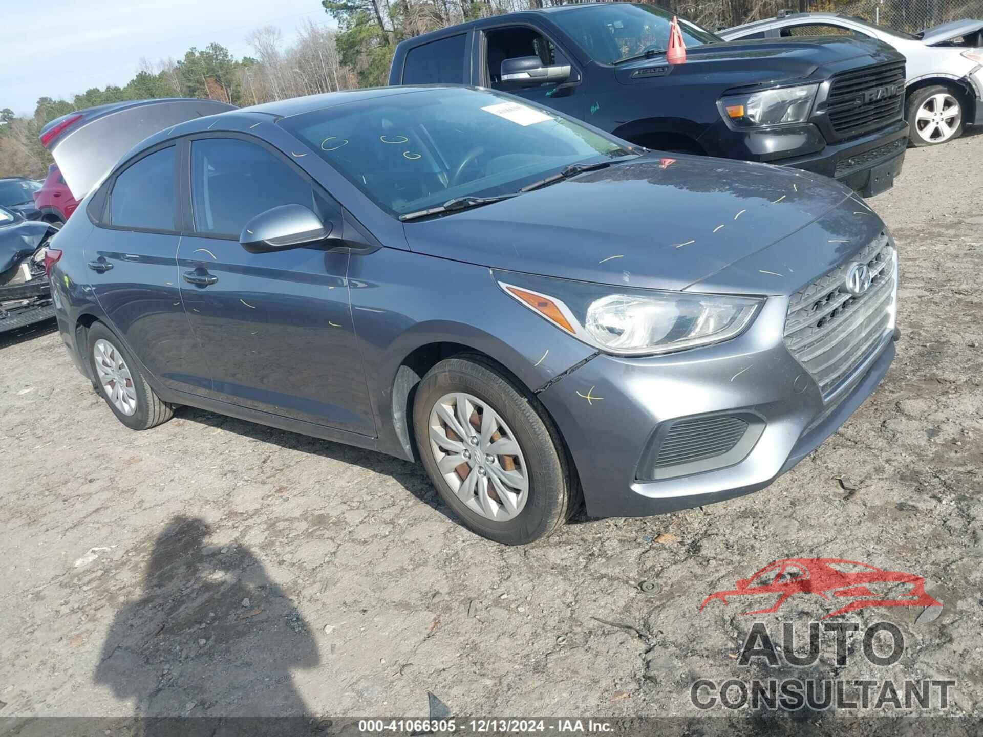 HYUNDAI ACCENT 2018 - 3KPC24A33JE022607