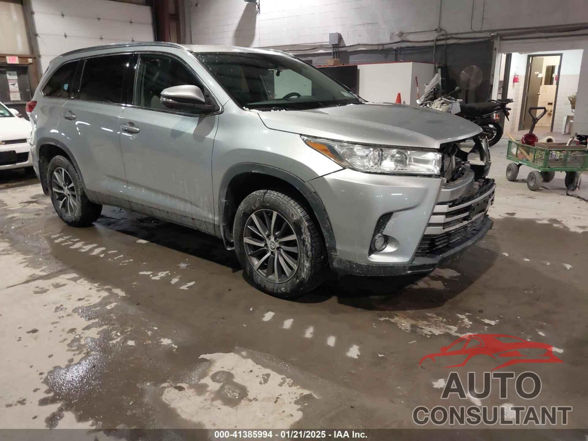 TOYOTA HIGHLANDER 2019 - 5TDJZRFH3KS622958