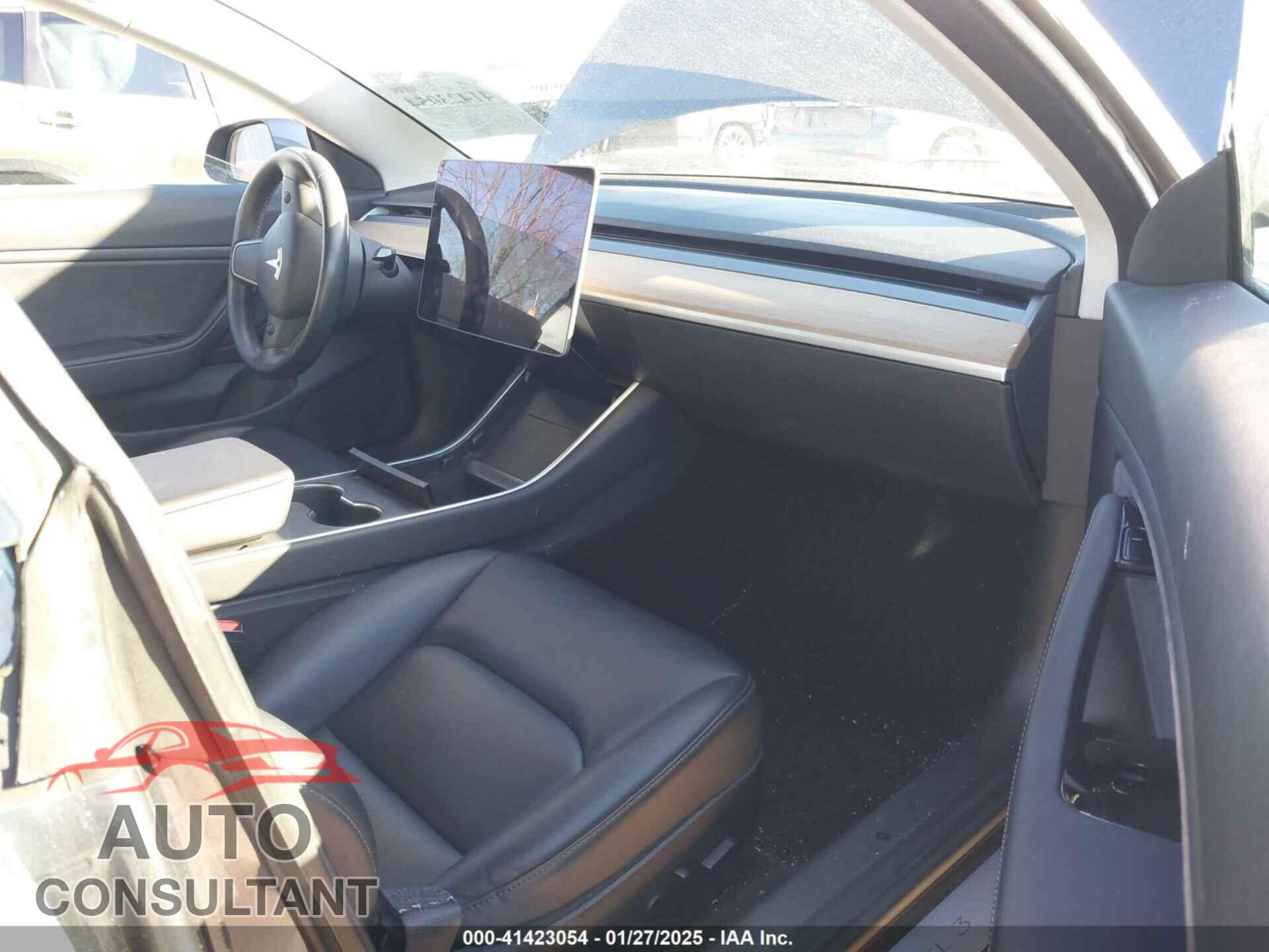 TESLA MODEL 3 2018 - 5YJ3E1EA0JF153700