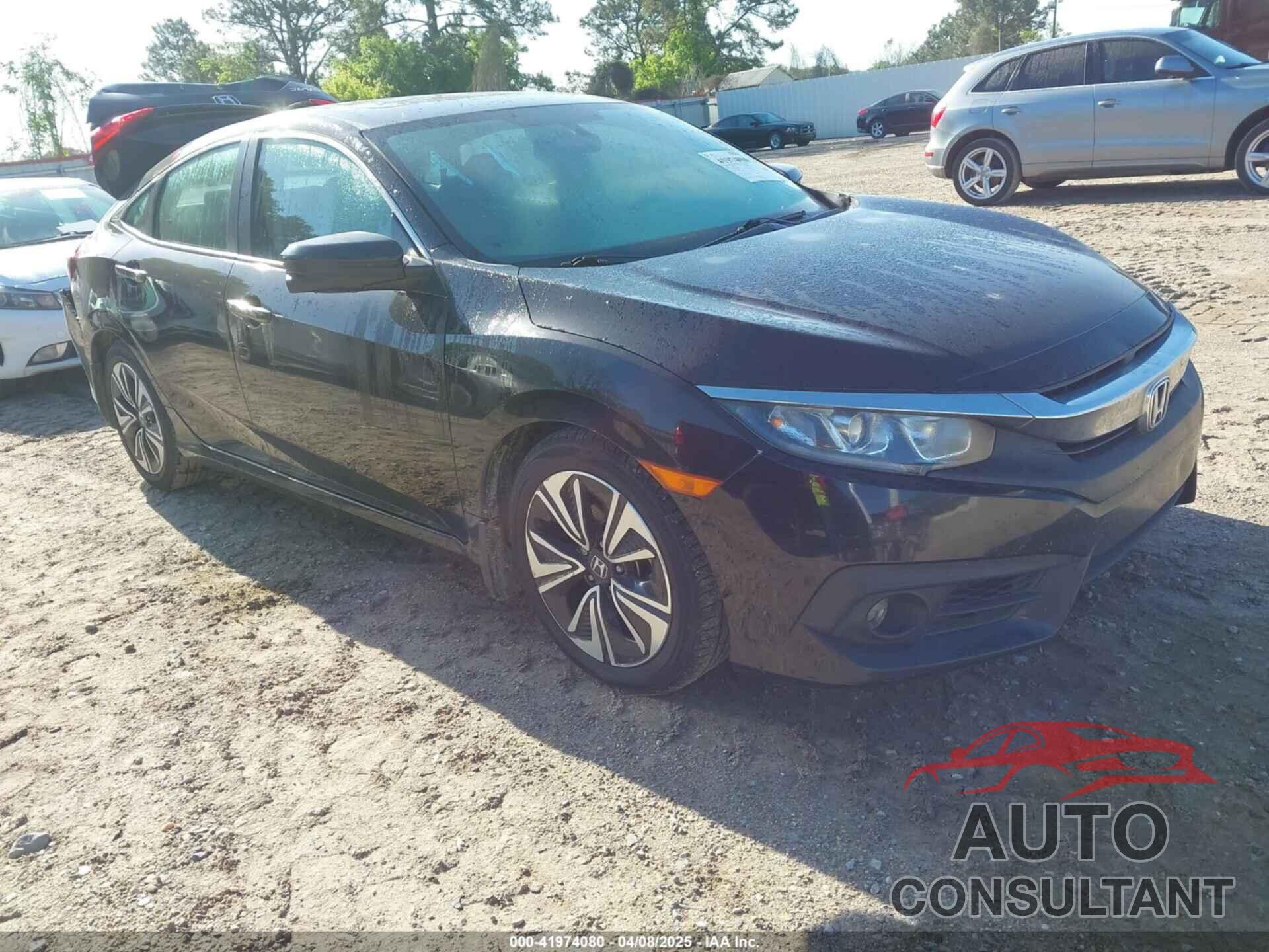 HONDA CIVIC 2017 - 19XFC1F38HE015230