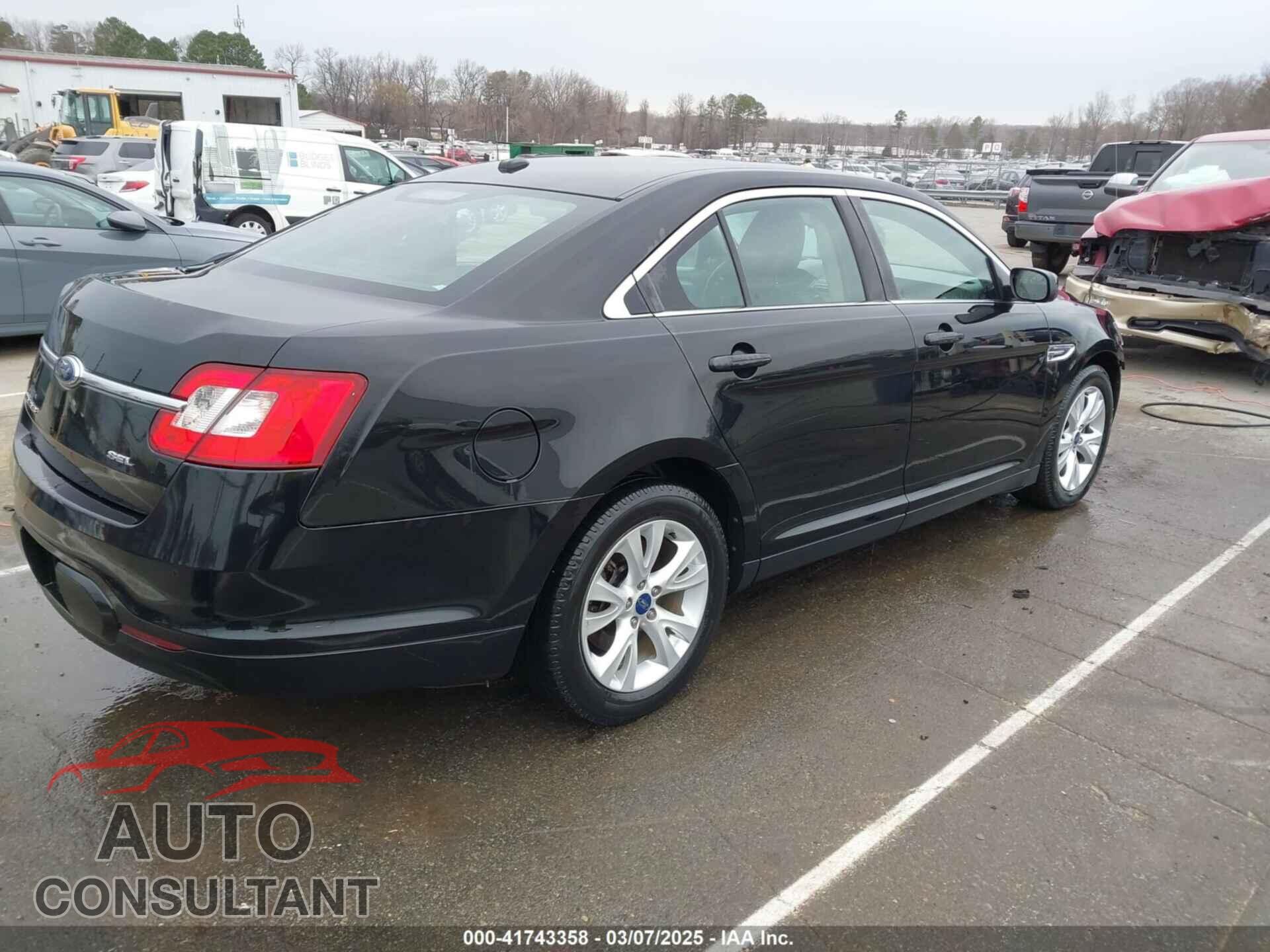 FORD TAURUS 2010 - 1FAHP2EW8AG113345