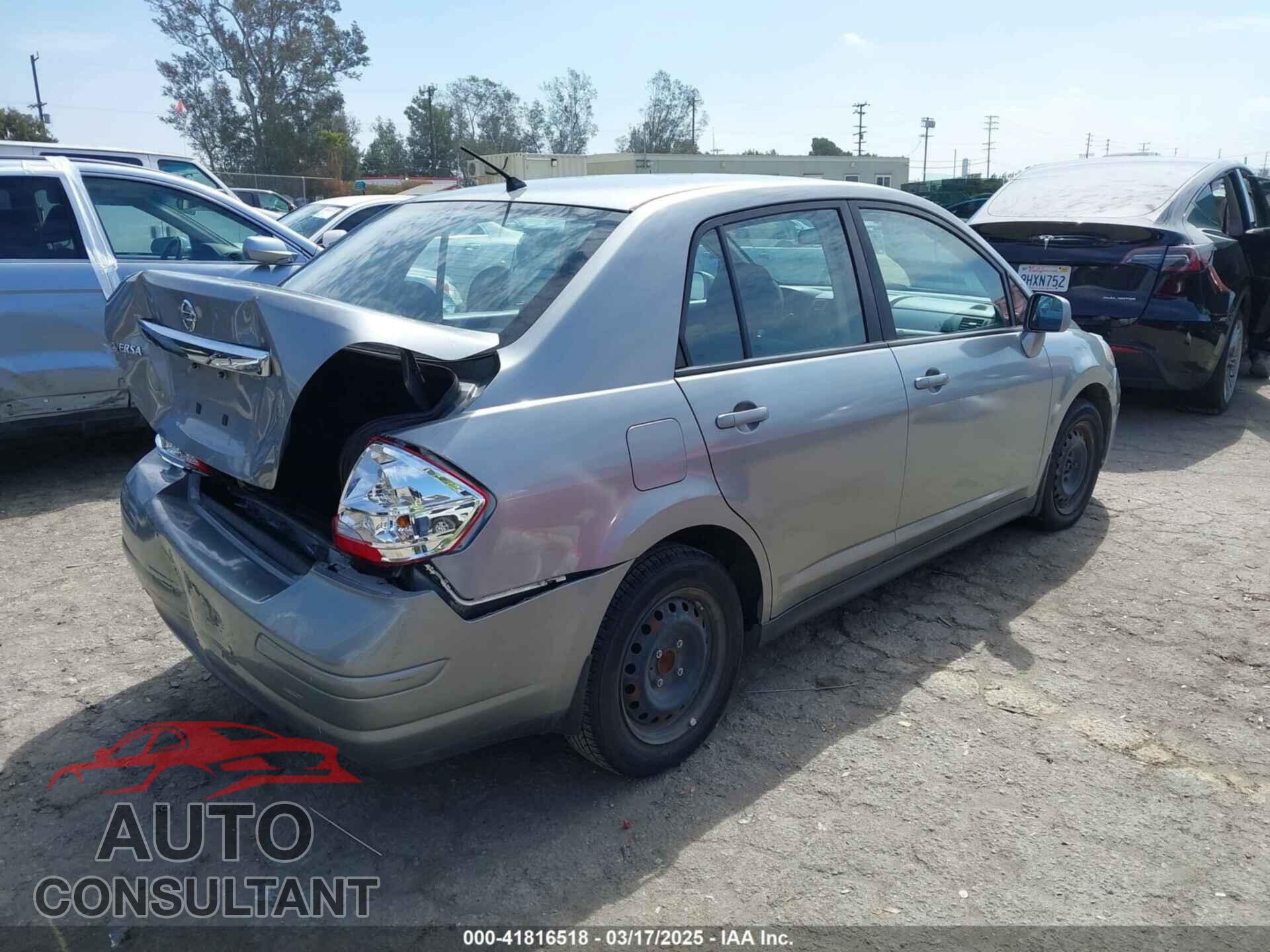 NISSAN VERSA 2011 - 3N1BC1AP0BL423655