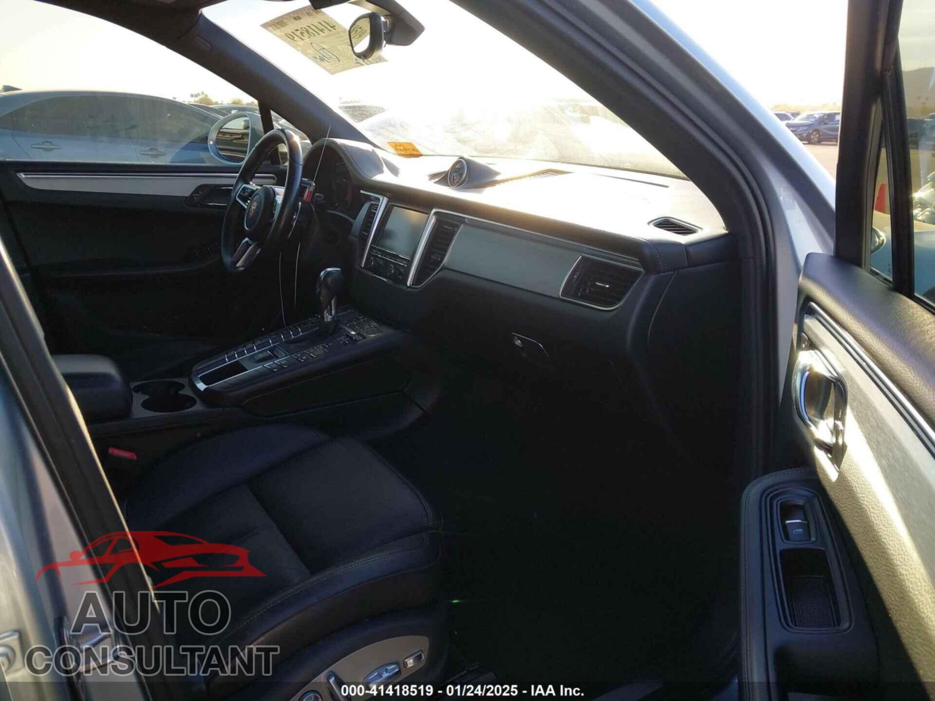 PORSCHE MACAN 2015 - WP1AB2A59FLB67970