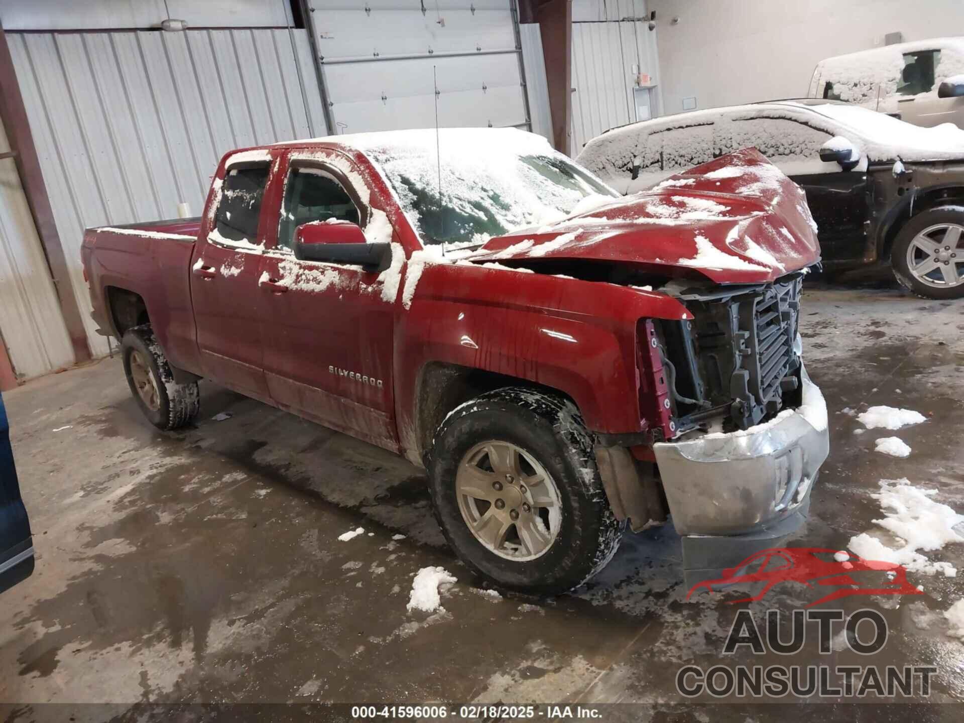 CHEVROLET SILVERADO 1500 2018 - 1GCVKREC8JZ210592