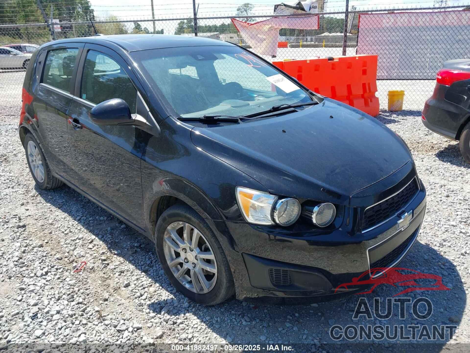 CHEVROLET SONIC 2016 - 1G1JC6SB0G4155737