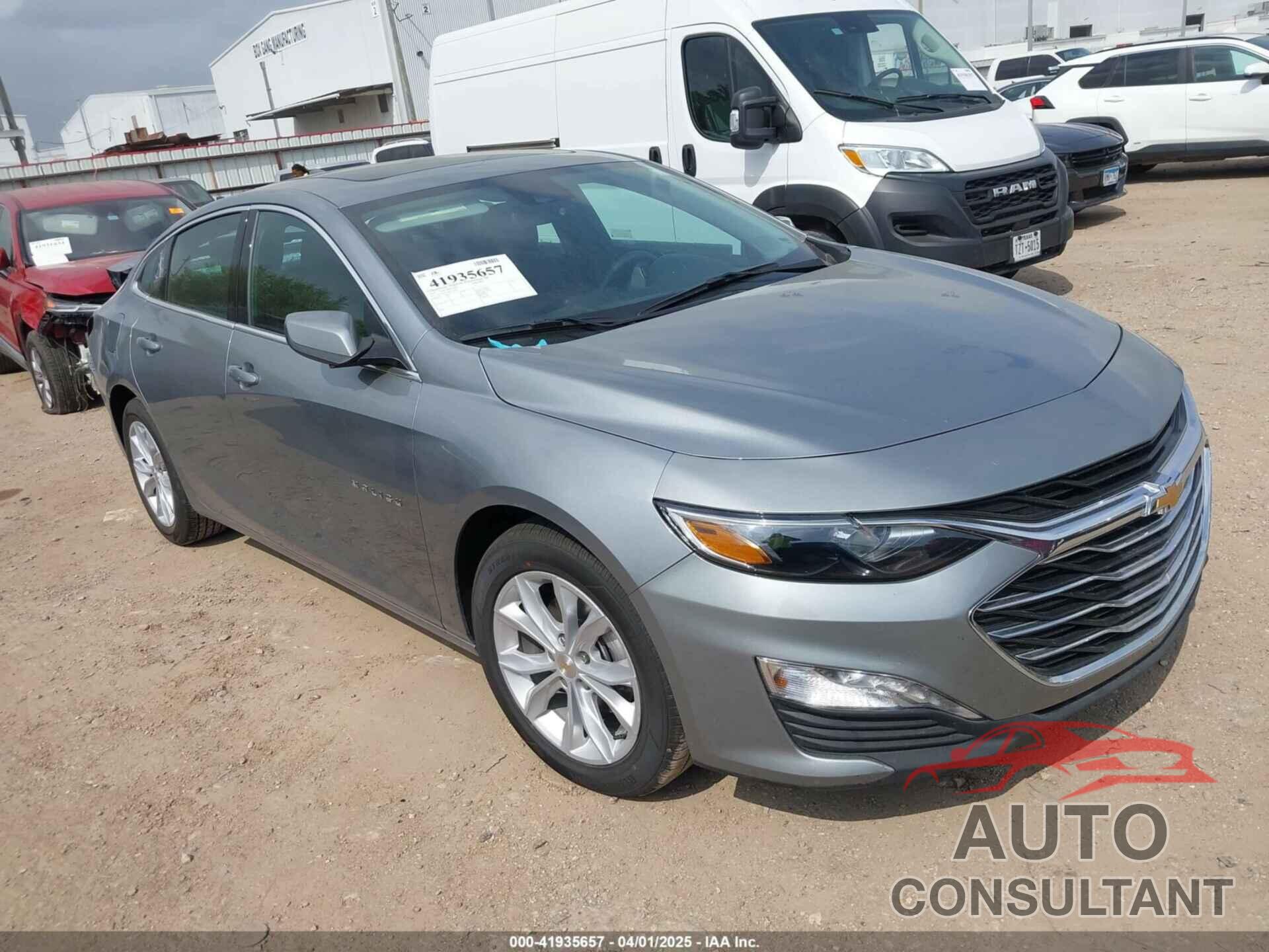 CHEVROLET MALIBU 2024 - 1G1ZD5ST5RF227980