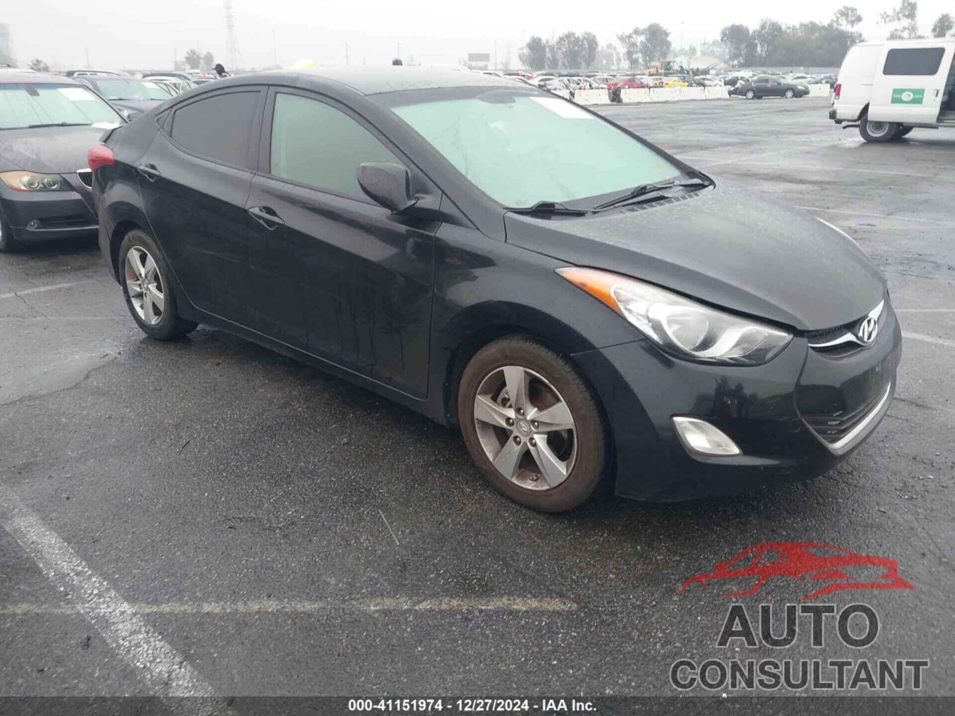 HYUNDAI ELANTRA 2012 - KMHDH4AE1CU378686