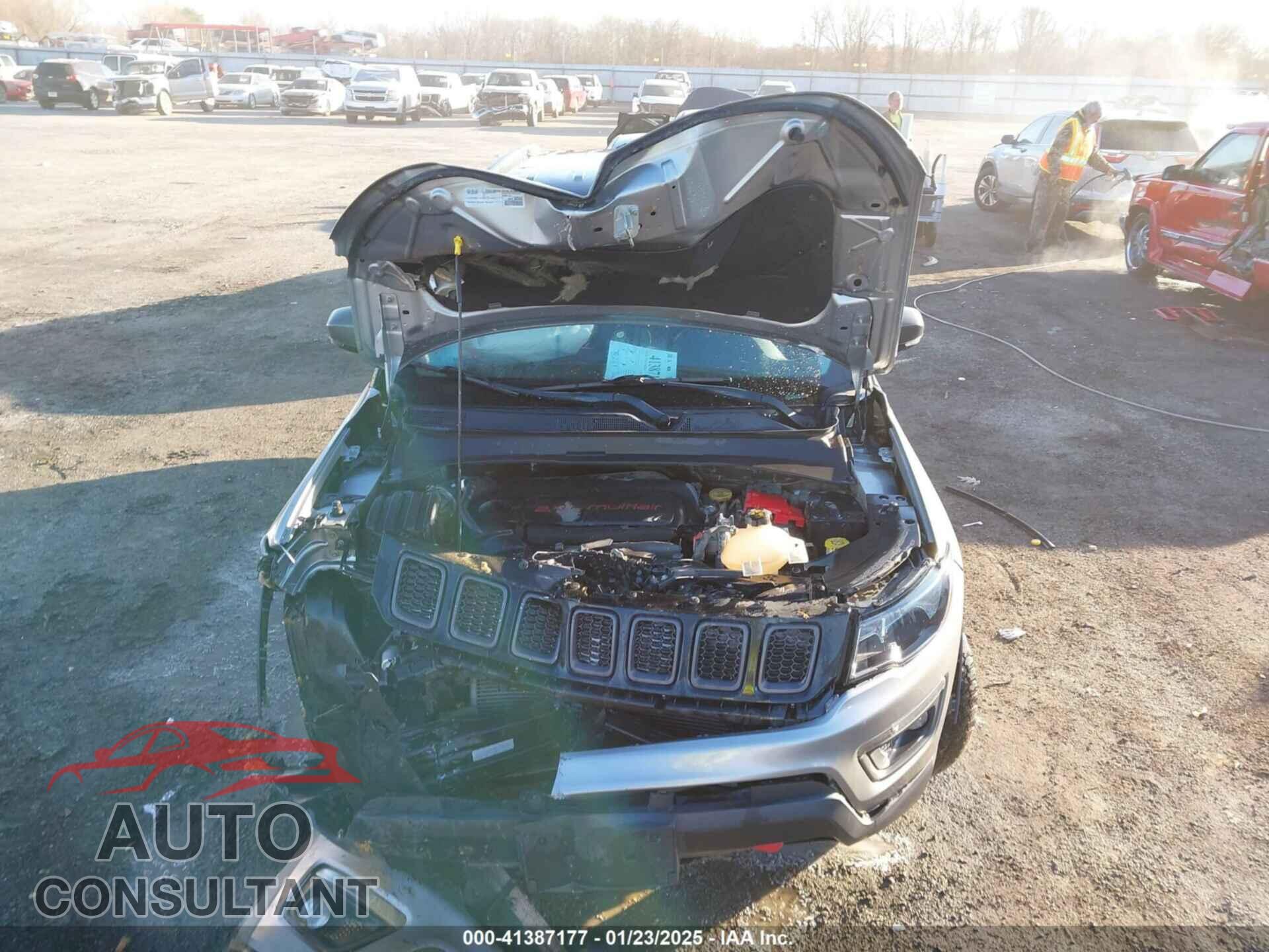 JEEP COMPASS 2020 - 3C4NJDDB4LT184288