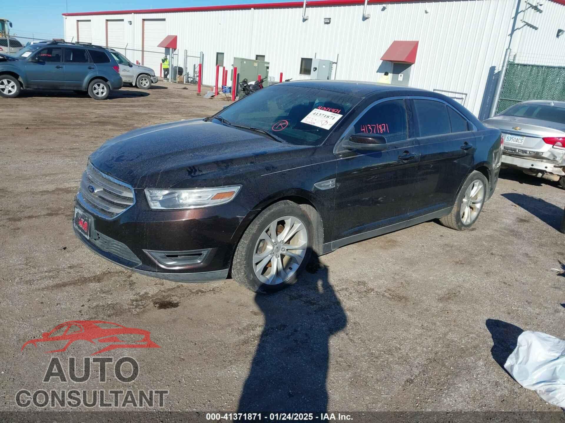FORD TAURUS 2013 - 1FAHP2E82DG225211