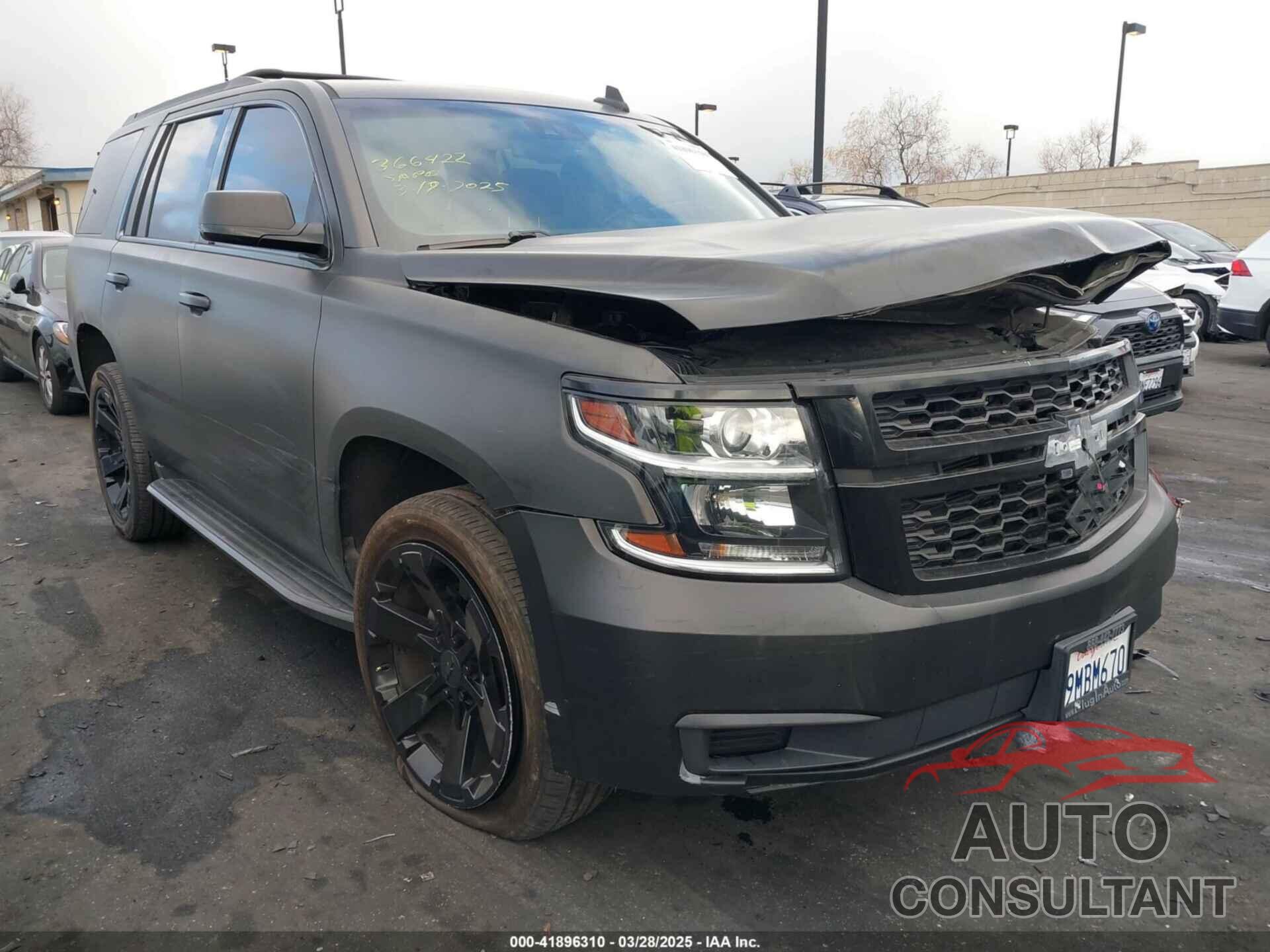 CHEVROLET TAHOE 2018 - 1GNSCBKC5JR126474