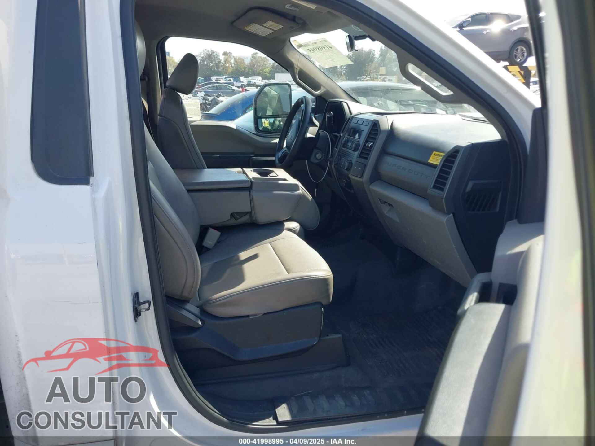 FORD F-250 2017 - 1FDBF2A64HED12435
