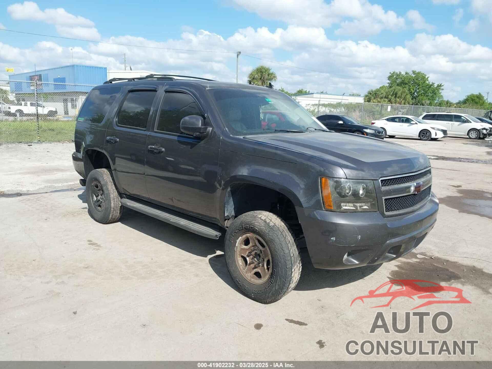 CHEVROLET TAHOE 2010 - 1GNMCBE31AR159444