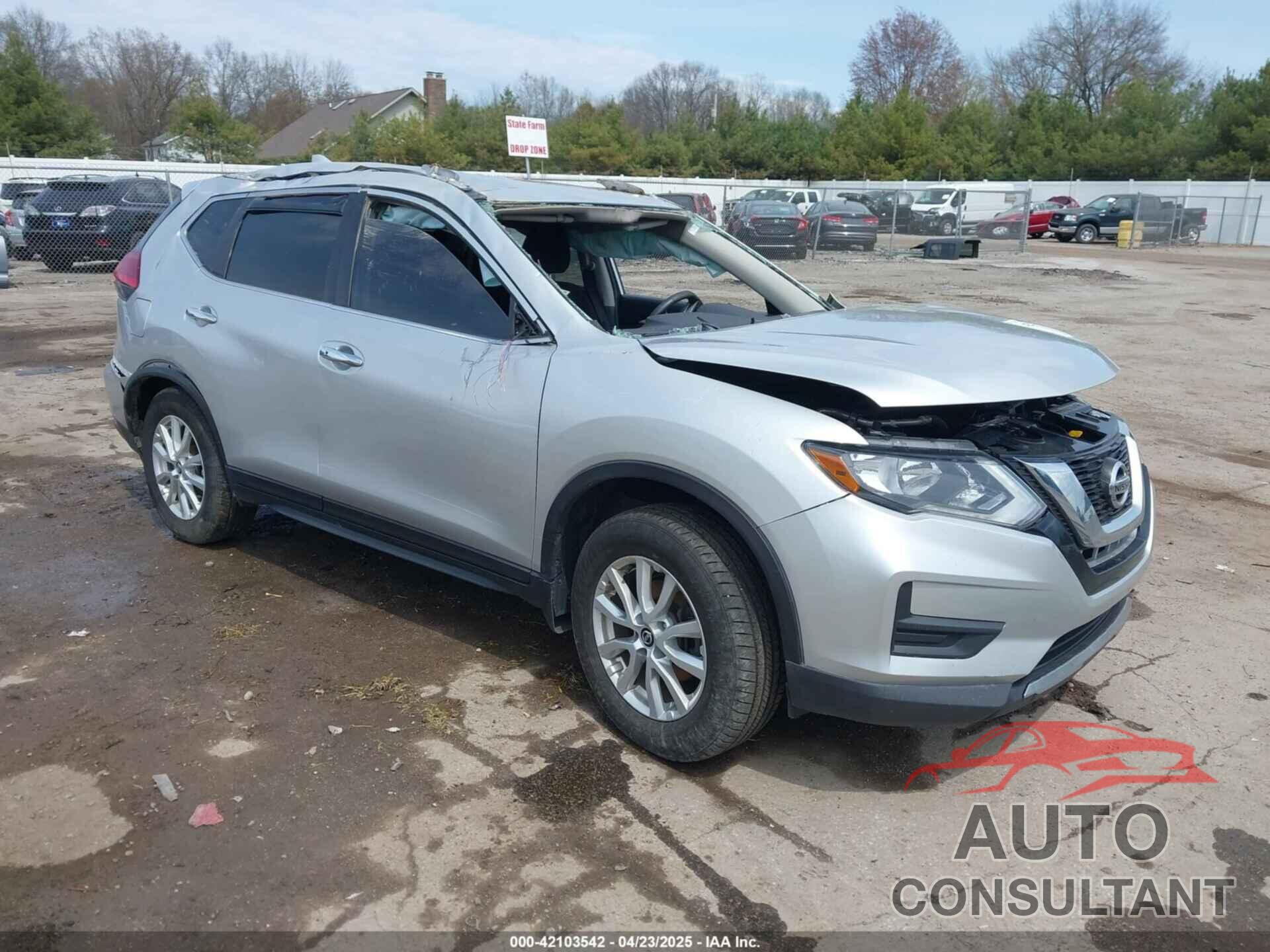 NISSAN ROGUE 2017 - KNMAT2MV6HP553932