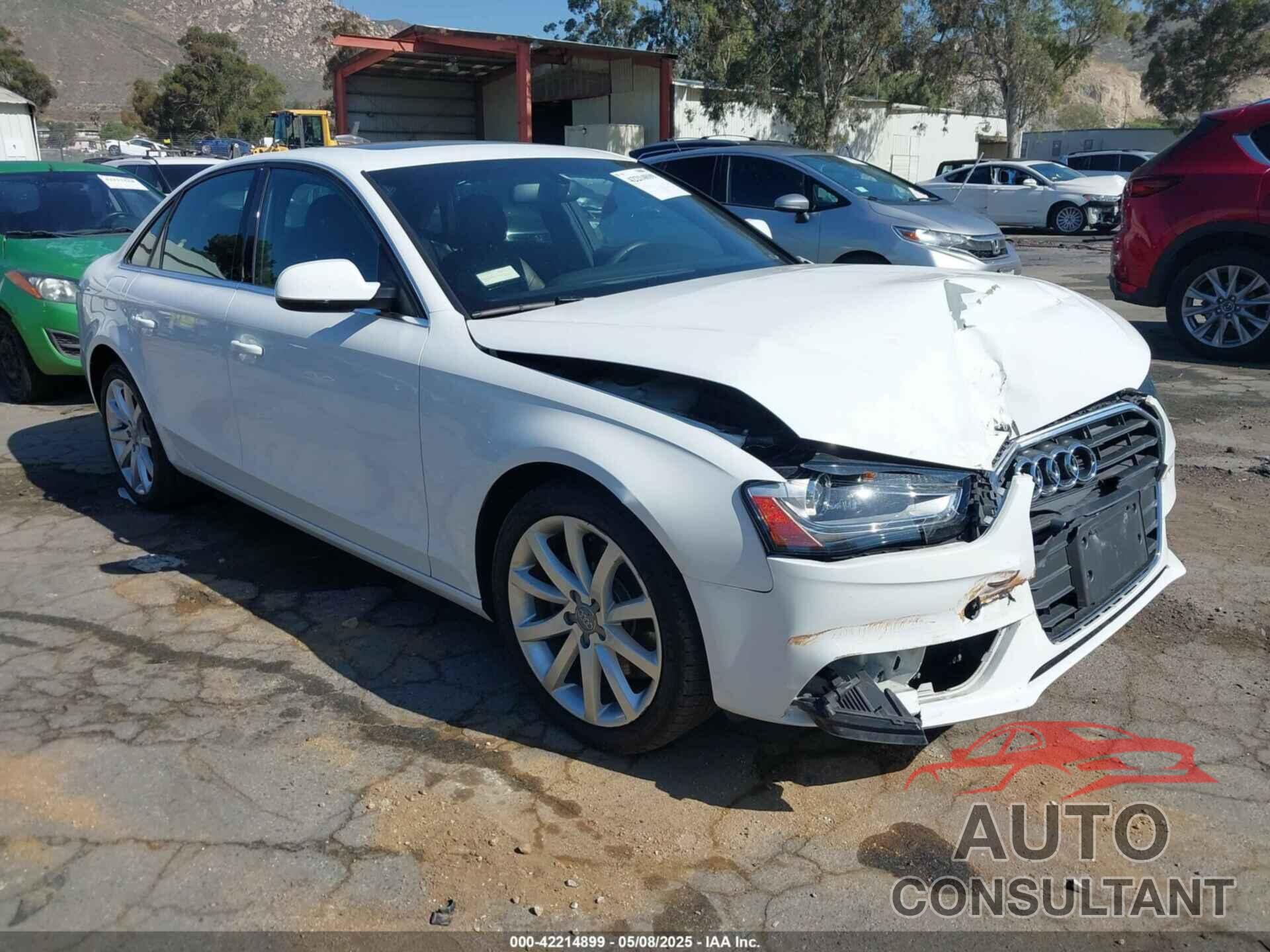 AUDI A4 2013 - WAUKFAFL7DA107526