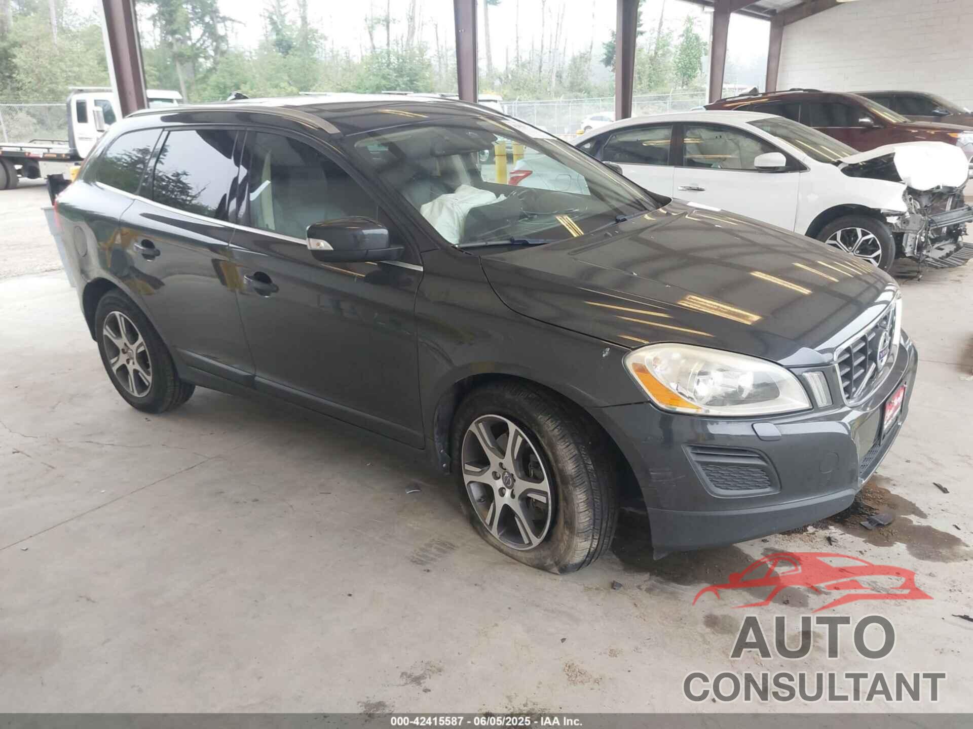 VOLVO XC60 2013 - YV4902DZ3D2411993