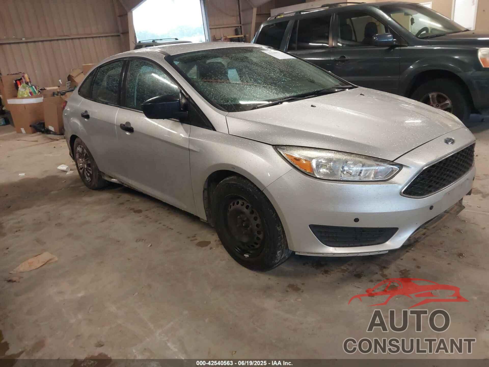 FORD FOCUS 2016 - 1FADP3E28GL322327