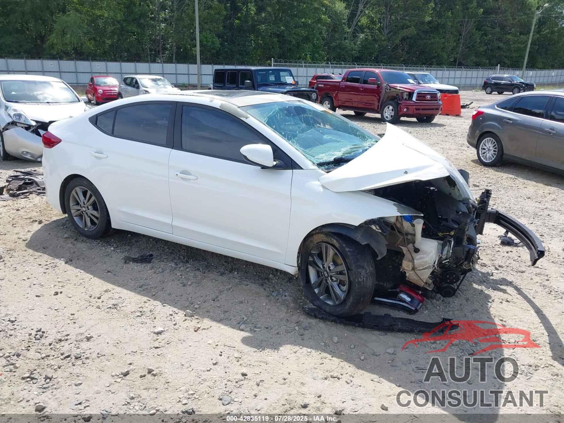 HYUNDAI ELANTRA 2017 - 5NPD84LF2HH195857