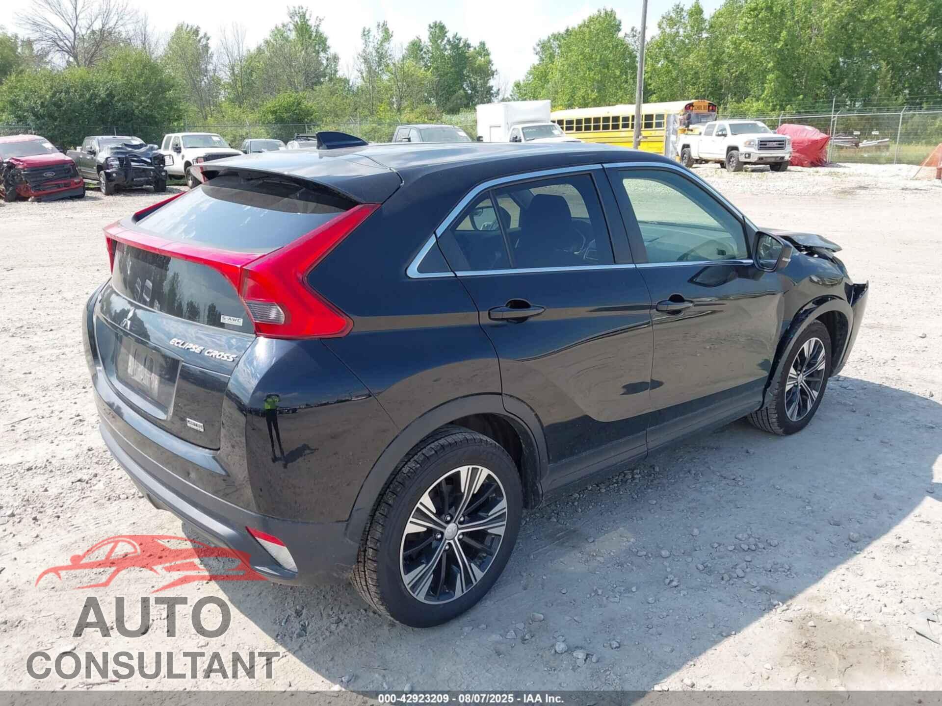 MITSUBISHI ECLIPSE CROSS 2018 - JA4AT4AA3JZ067287
