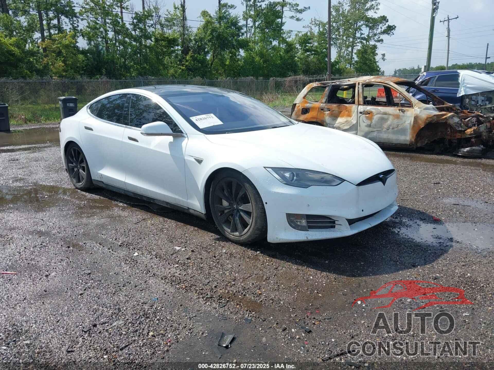 TESLA MODEL S 2014 - 5YJSA1H1XEFP40611