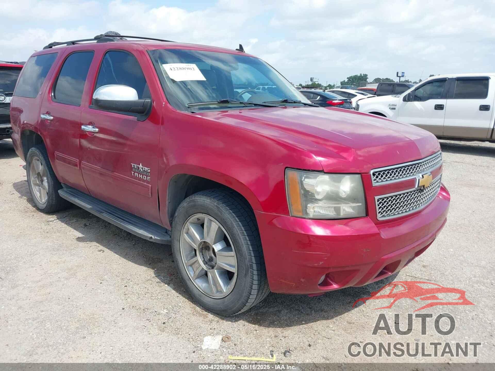 CHEVROLET TAHOE 2012 - 1GNSCBE00CR327414