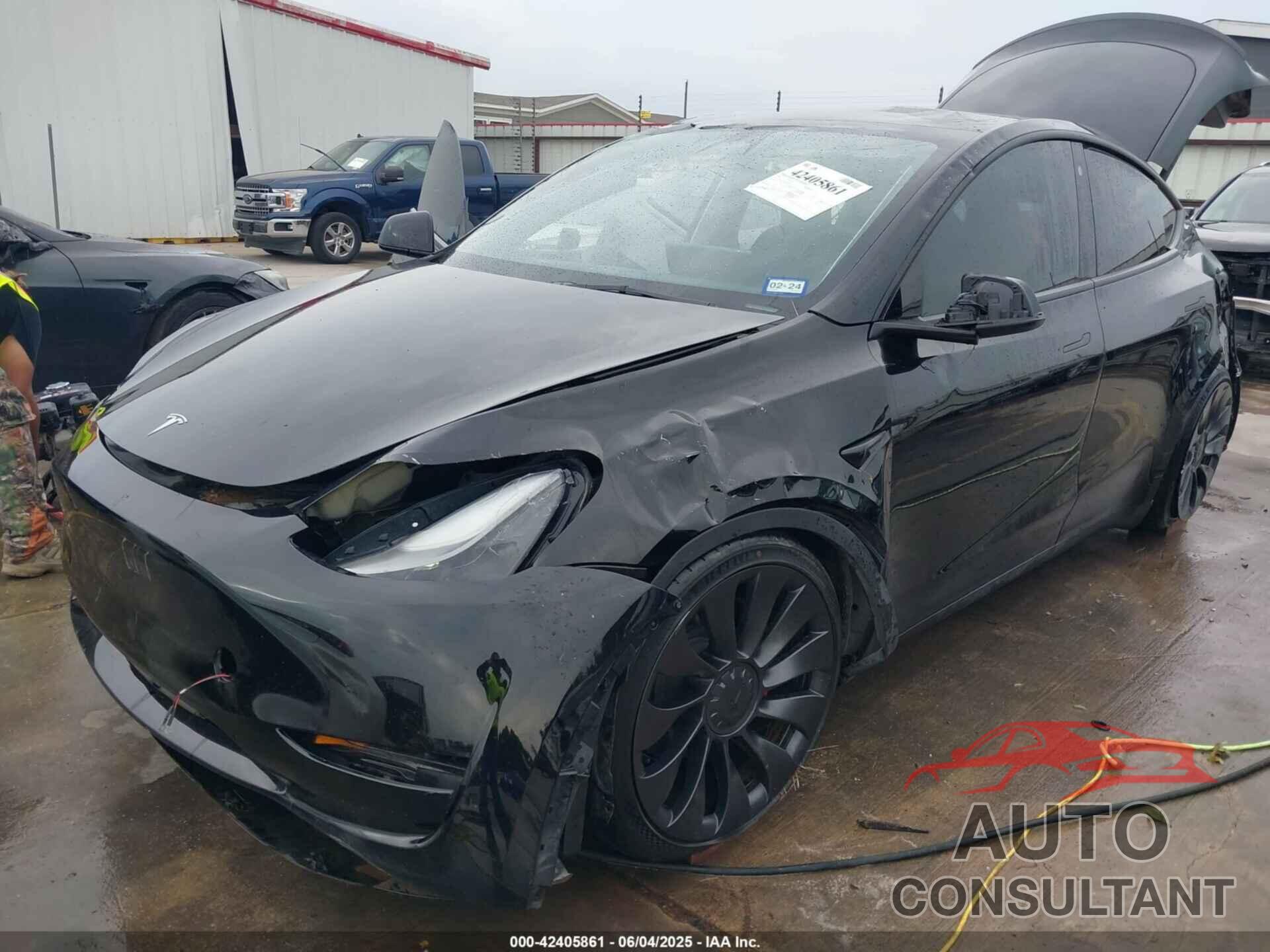 TESLA MODEL Y 2023 - 7SAYGDEF2PF700913