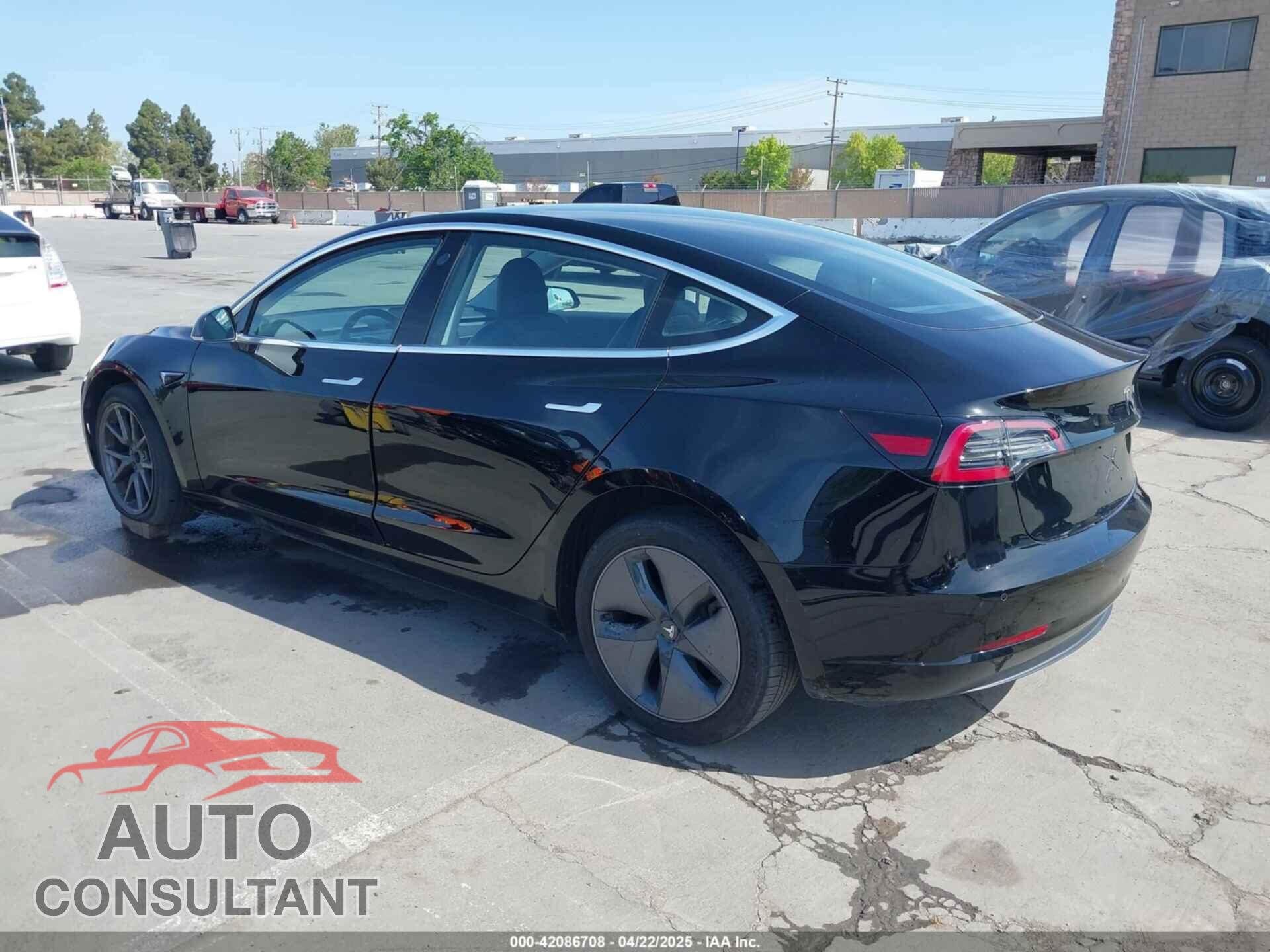 TESLA MODEL 3 2017 - 5YJ3E1EA6HF002158