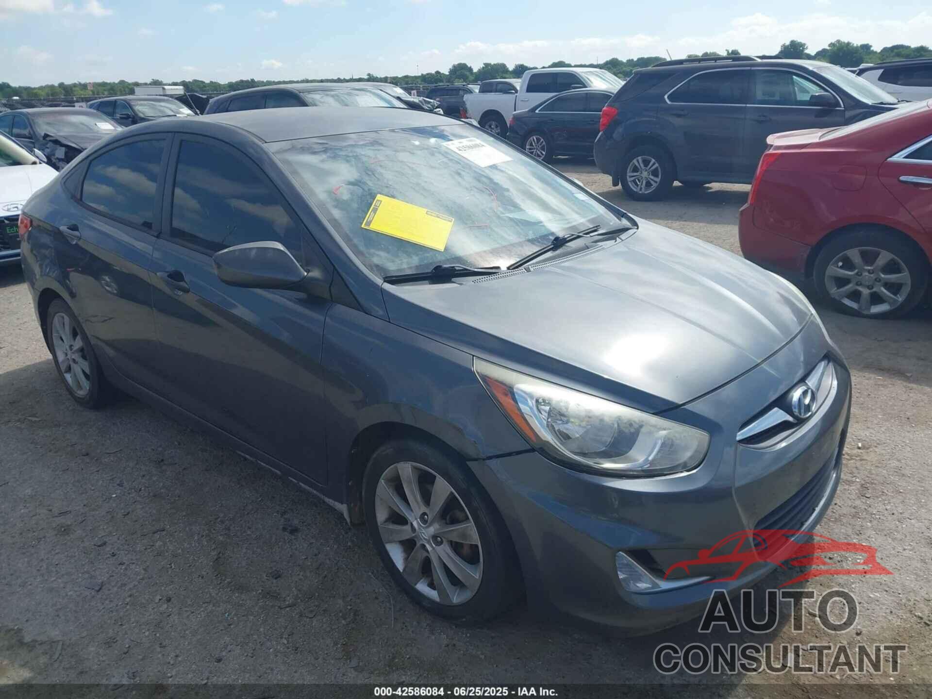 HYUNDAI ACCENT 2013 - KMHCU4AE9DU293085