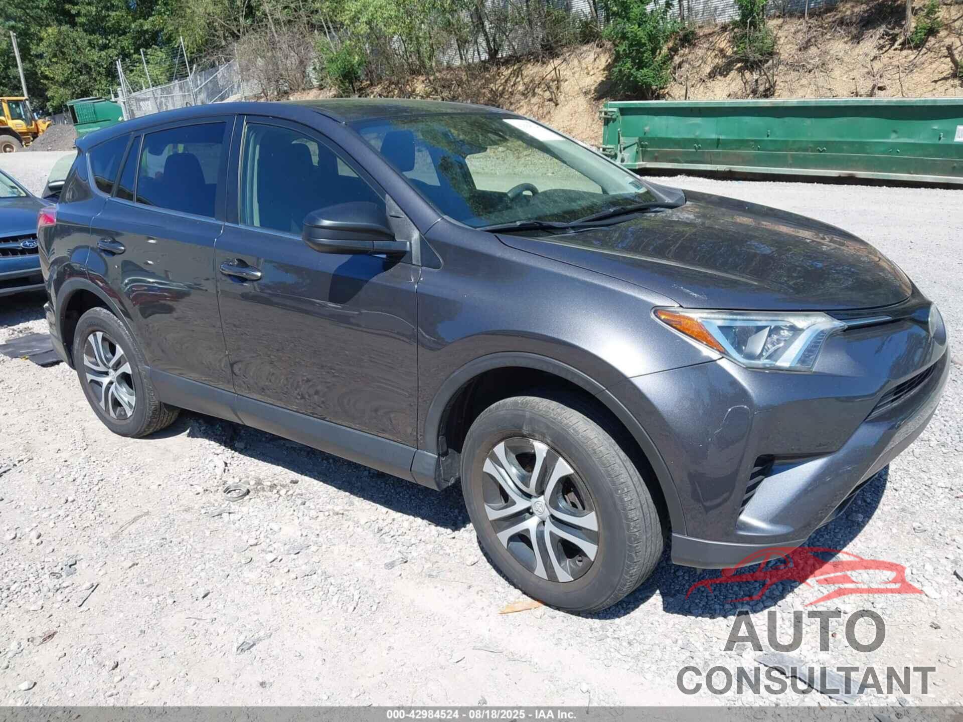 TOYOTA RAV4 2018 - JTMBFREV5JJ248353