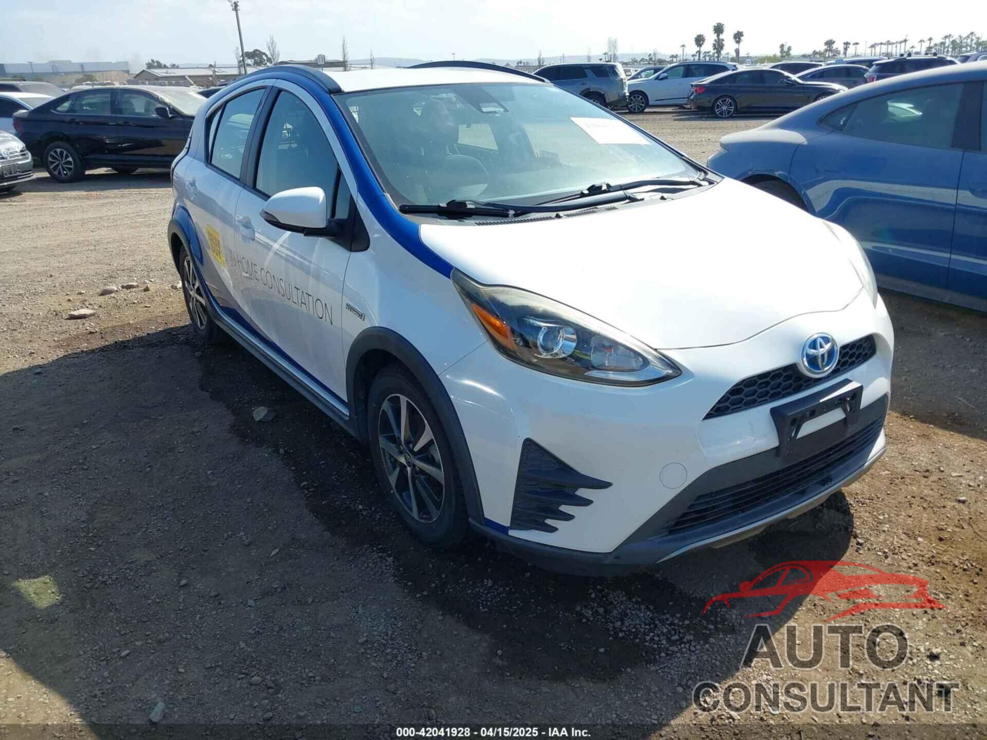 TOYOTA PRIUS C 2018 - JTDKDTB35J1615449