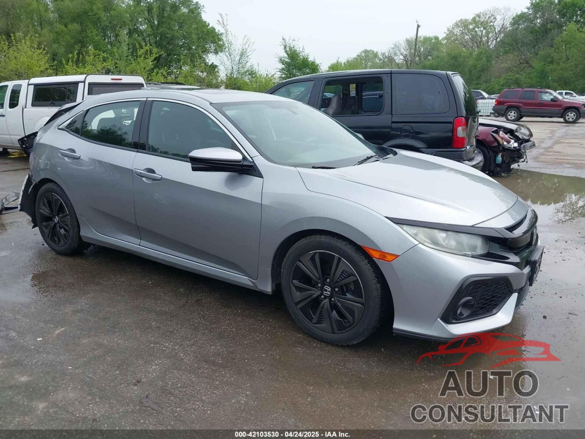 HONDA CIVIC 2018 - SHHFK7H50JU232287