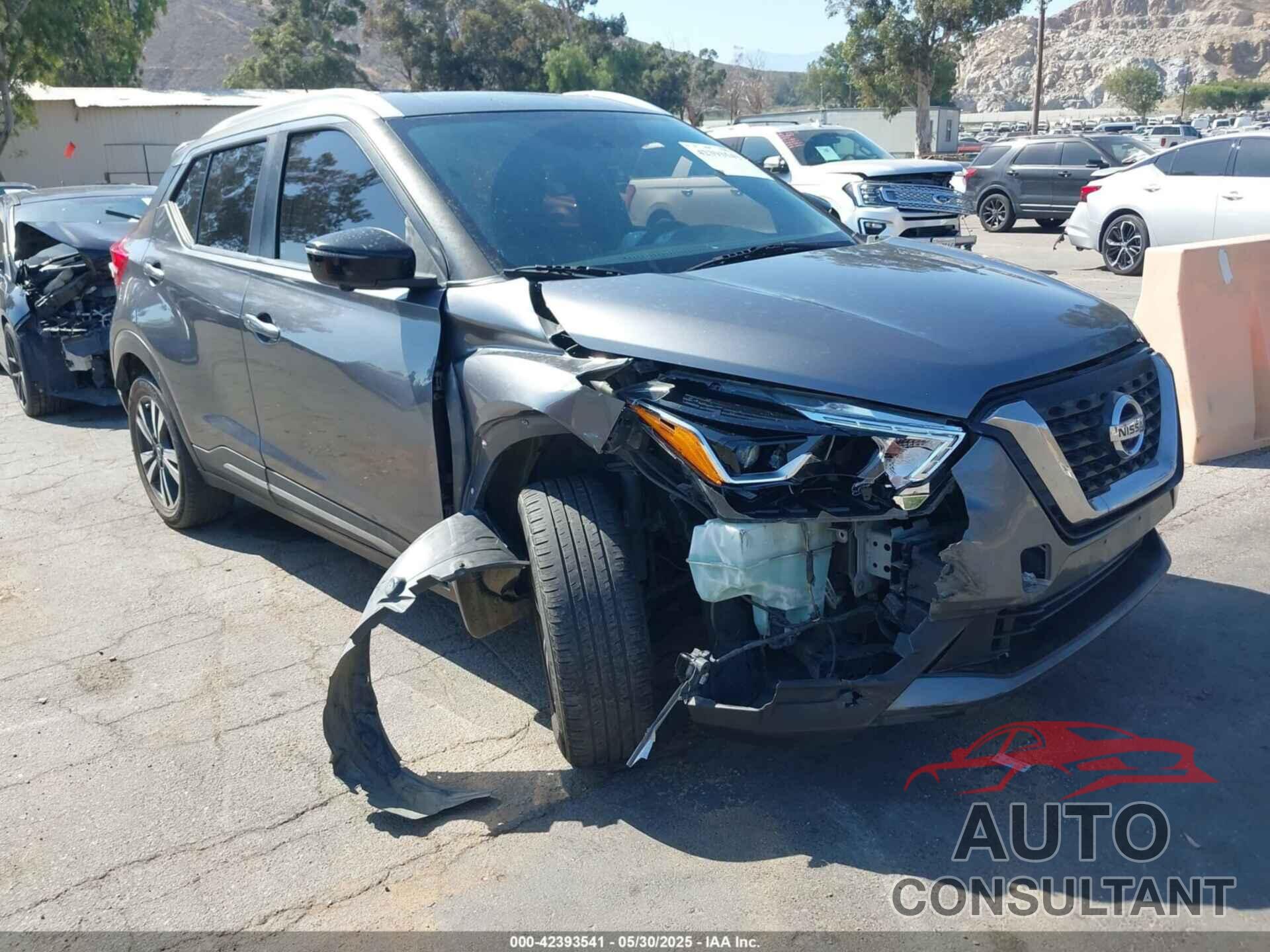 NISSAN KICKS 2018 - 3N1CP5CUXJL511291