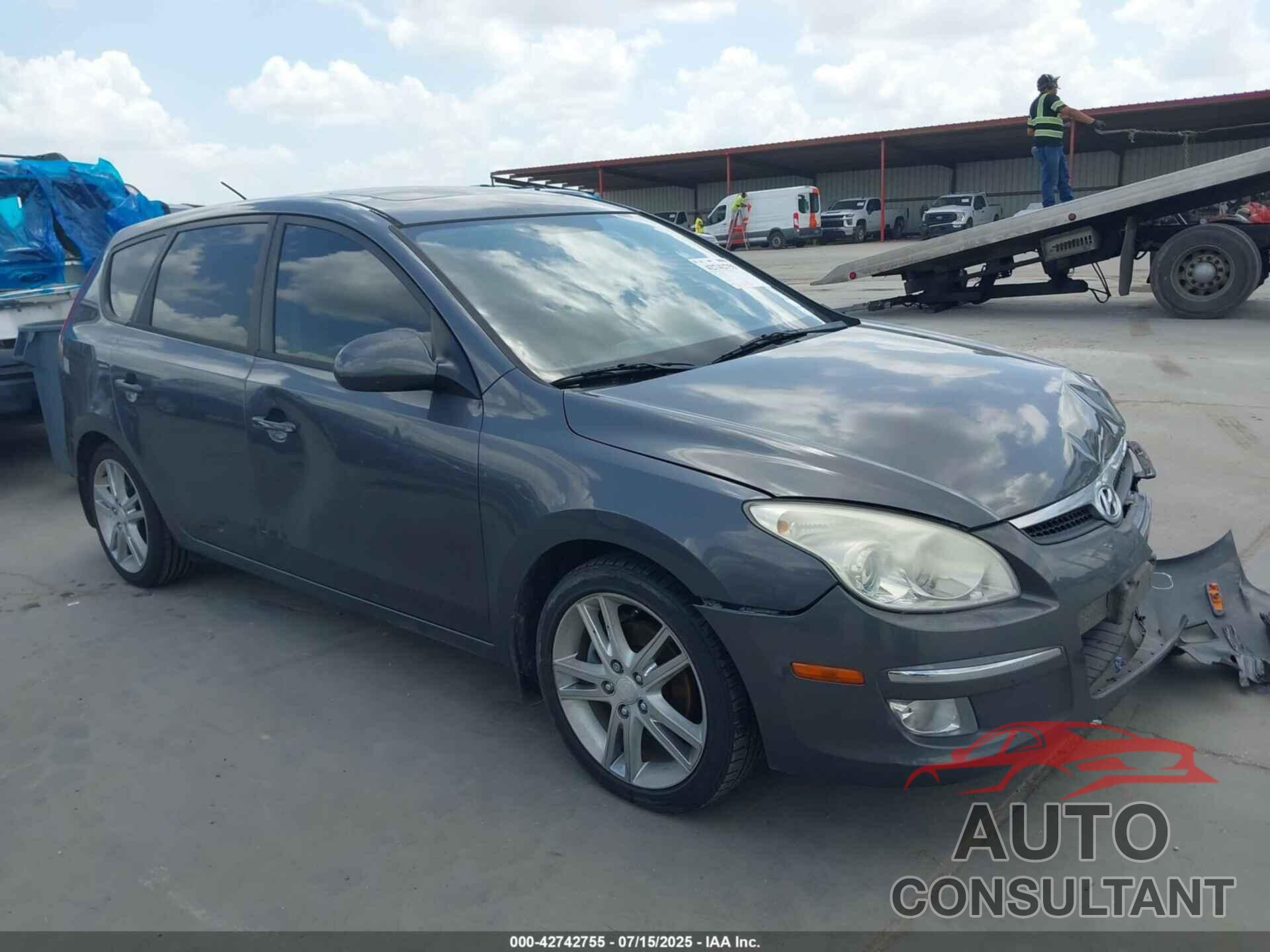 HYUNDAI ELANTRA TOURING 2009 - KMHDC86E59U041820