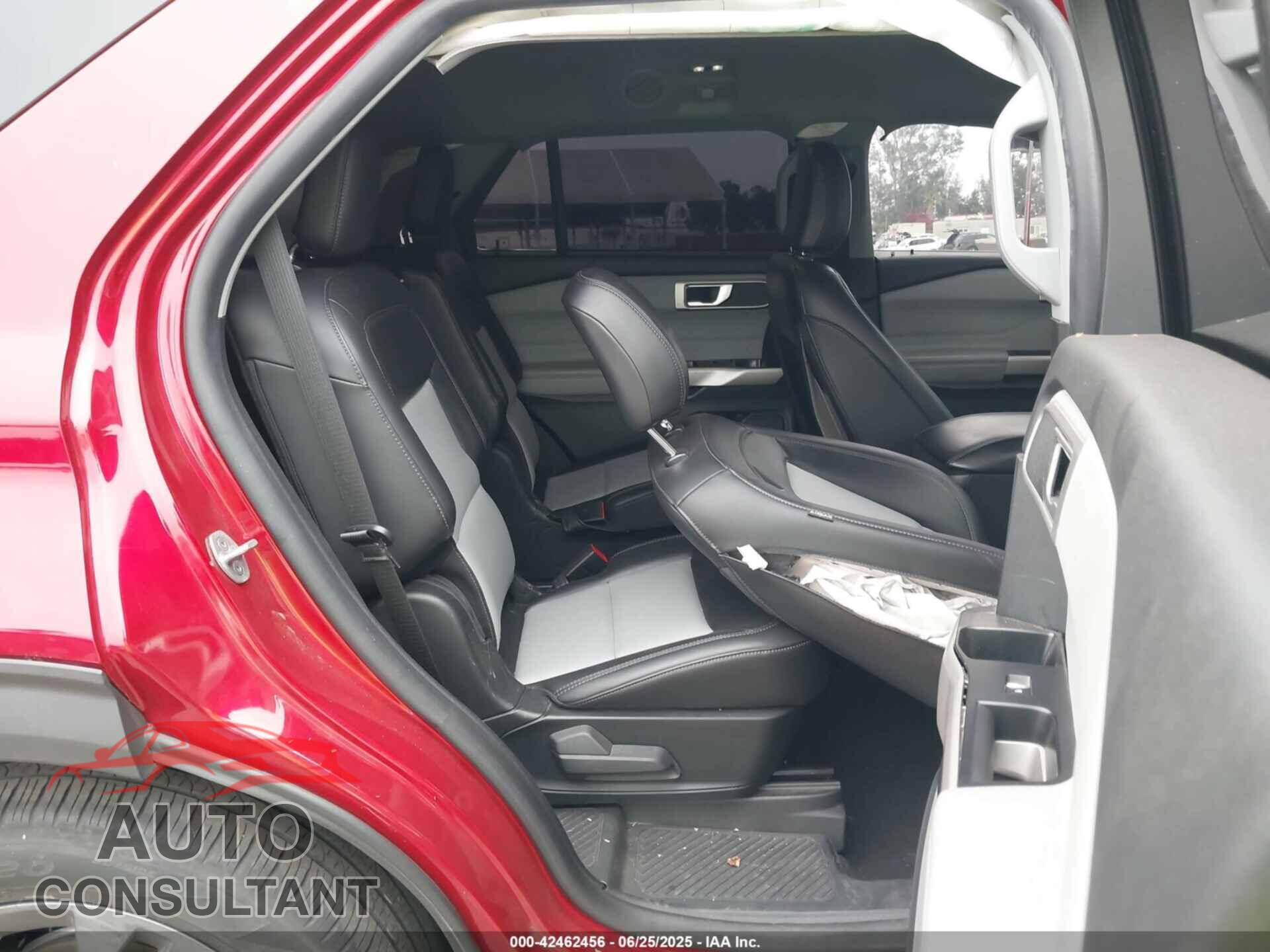 FORD EXPLORER 2023 - 1FMSK7DH1PGB08068